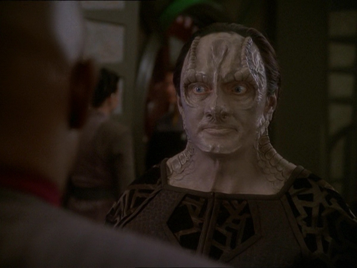 extant_StarTrek_DS9_7x03-Afterimage_1024.jpg