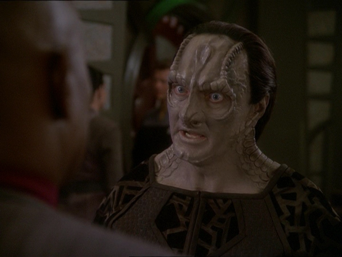 extant_StarTrek_DS9_7x03-Afterimage_1029.jpg