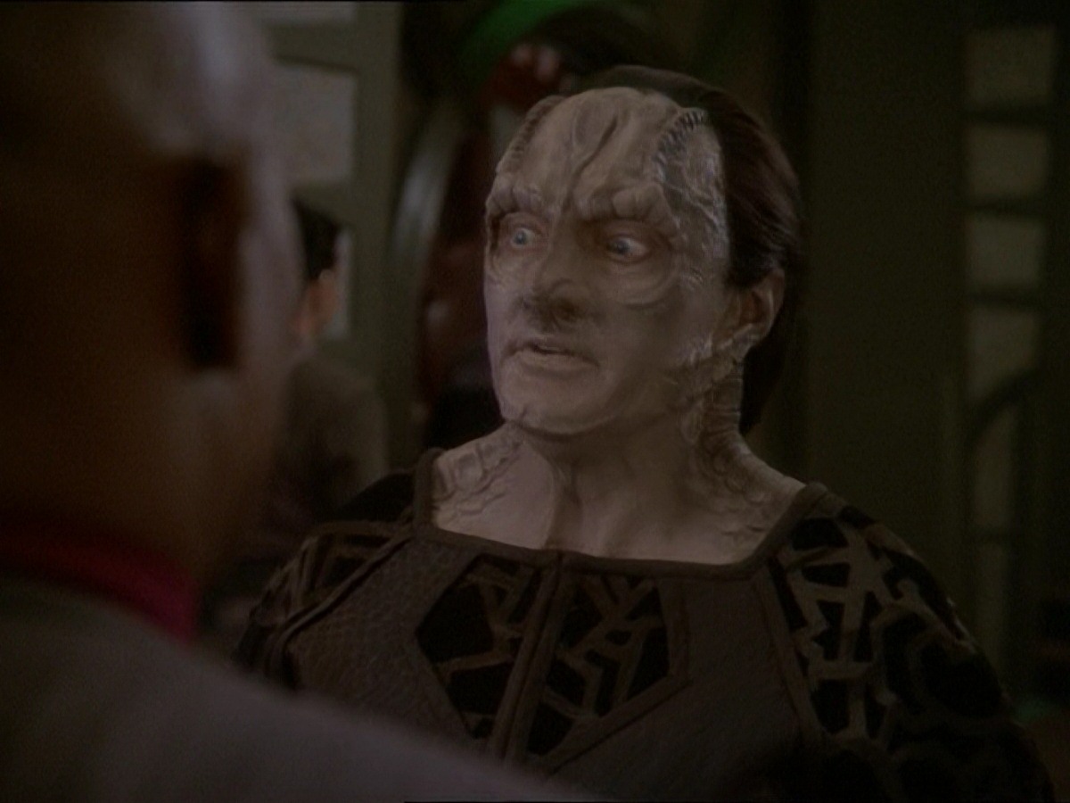 extant_StarTrek_DS9_7x03-Afterimage_1036.jpg