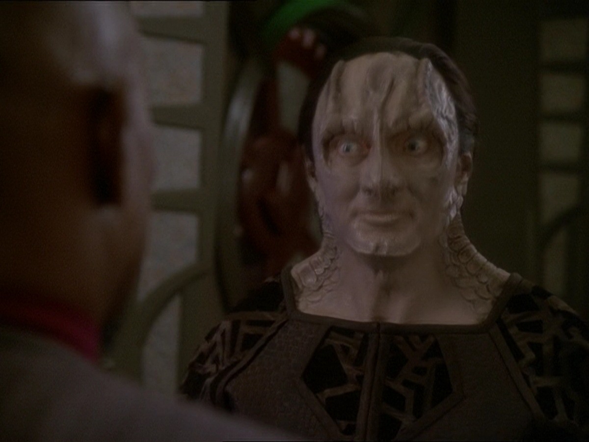 extant_StarTrek_DS9_7x03-Afterimage_1046.jpg