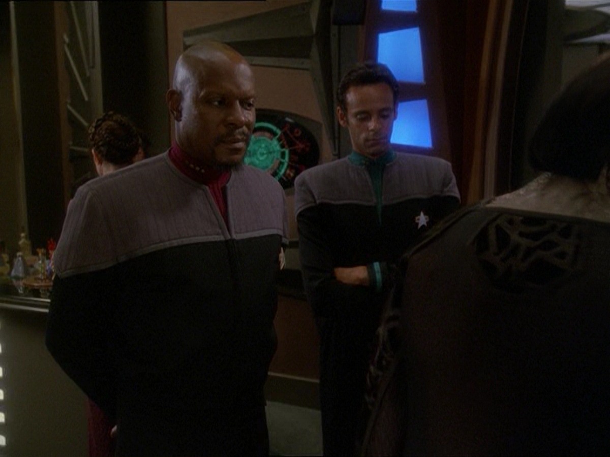 extant_StarTrek_DS9_7x03-Afterimage_1049.jpg
