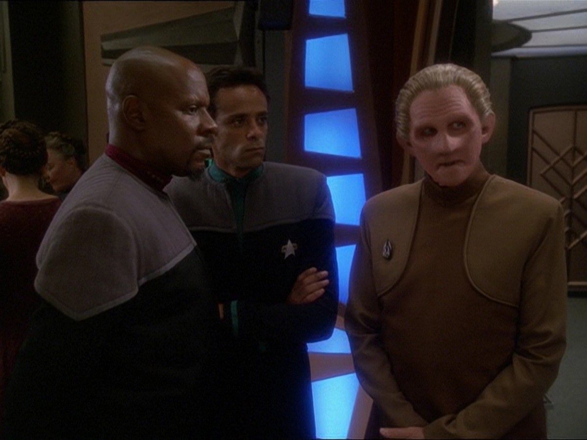 extant_StarTrek_DS9_7x03-Afterimage_1055.jpg