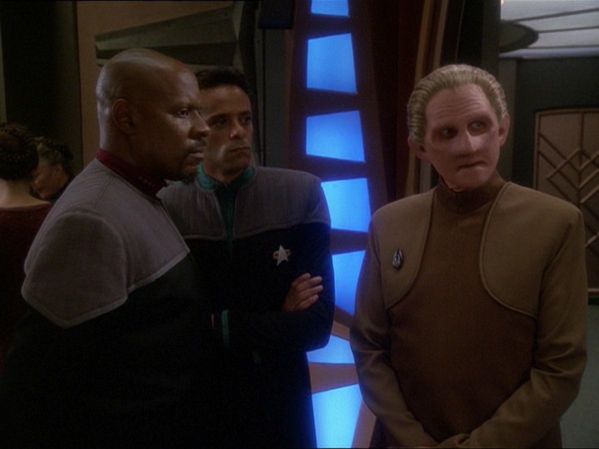 extant_StarTrek_DS9_7x03-Afterimage_1056.jpg