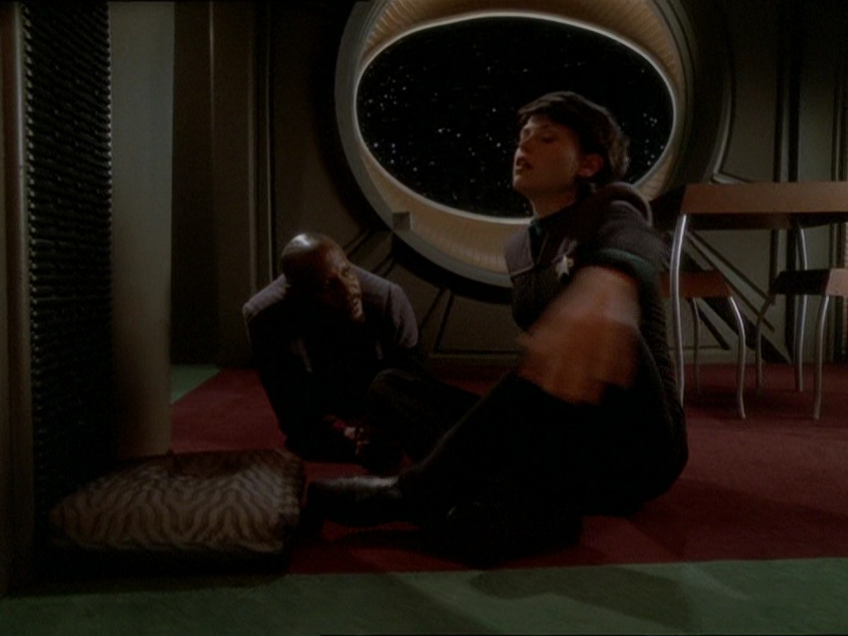 extant_StarTrek_DS9_7x03-Afterimage_1123.jpg