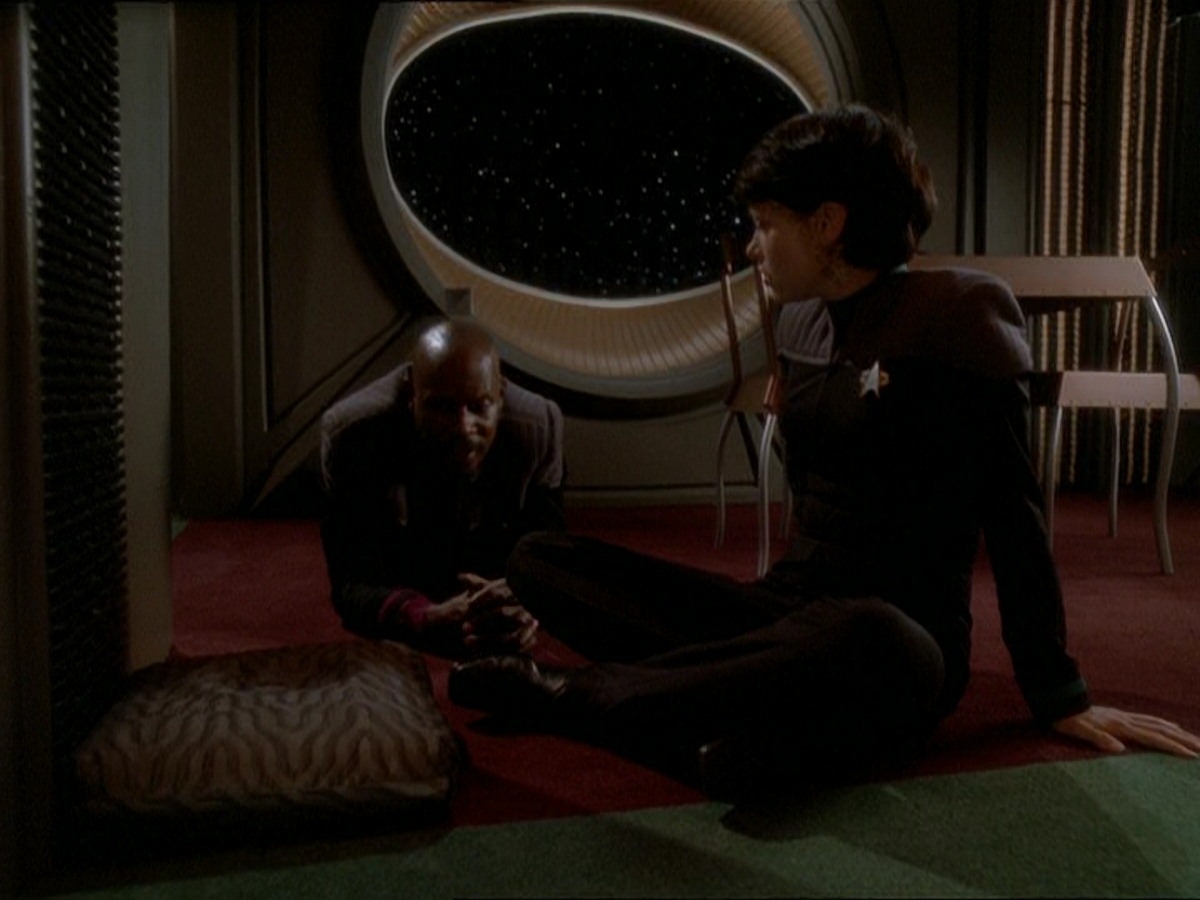 extant_StarTrek_DS9_7x03-Afterimage_1129.jpg
