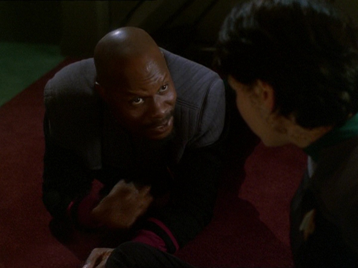 extant_StarTrek_DS9_7x03-Afterimage_1144.jpg