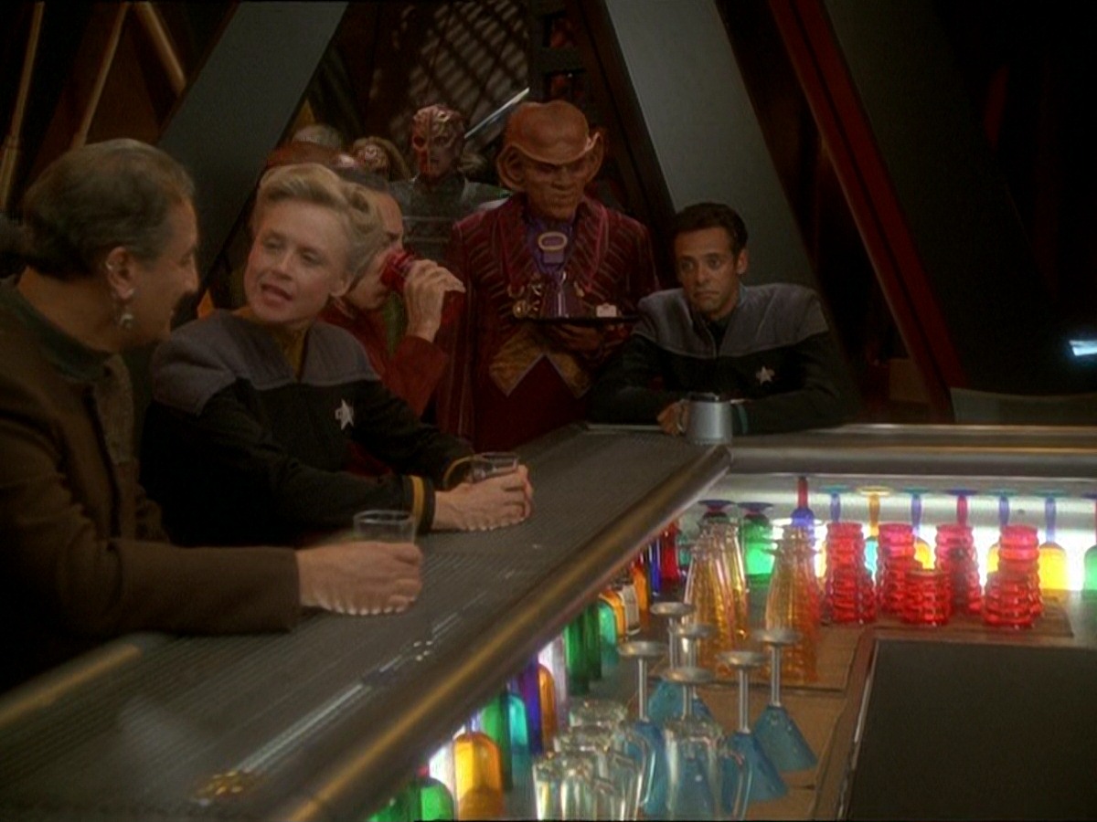 extant_StarTrek_DS9_7x03-Afterimage_1179.jpg
