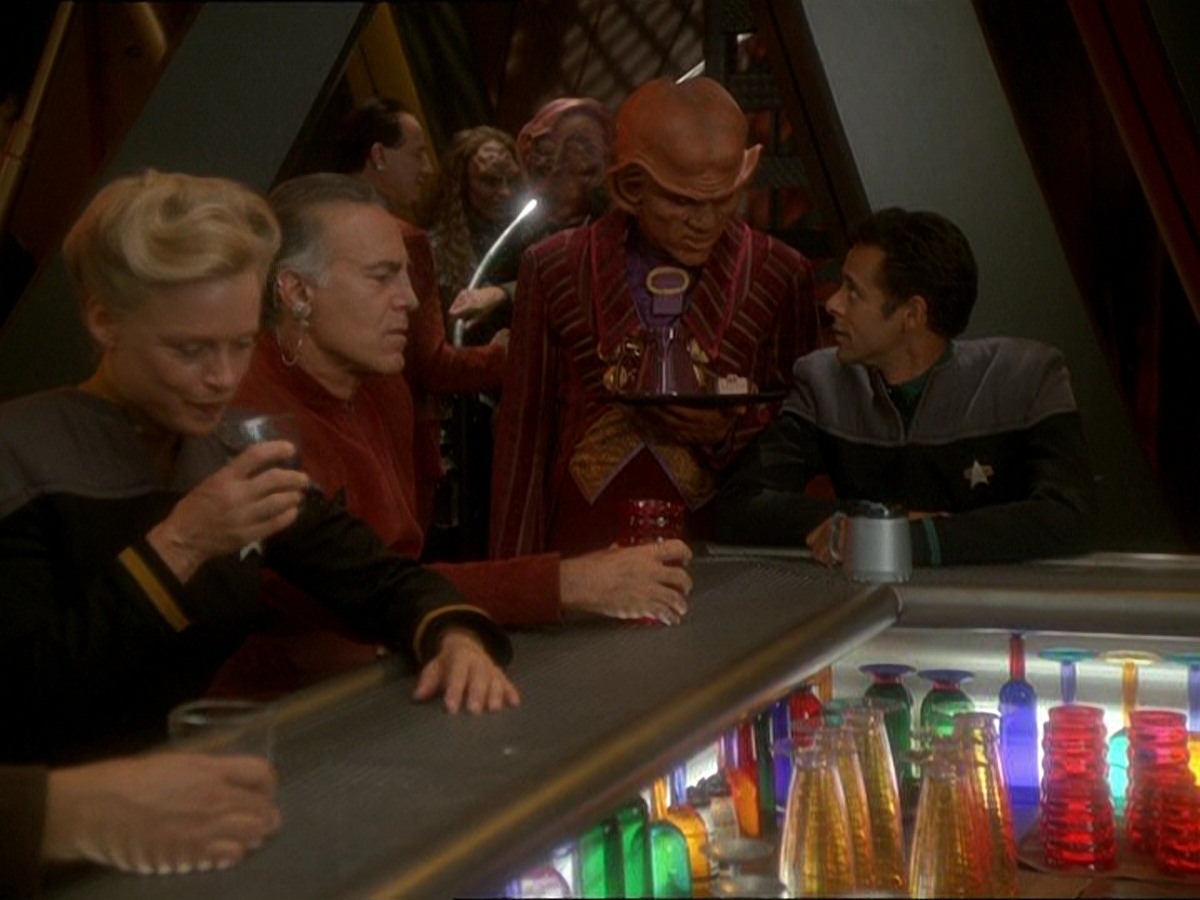 extant_StarTrek_DS9_7x03-Afterimage_1191.jpg