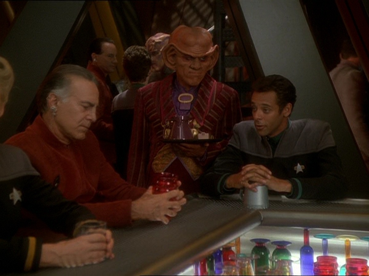 extant_StarTrek_DS9_7x03-Afterimage_1199.jpg
