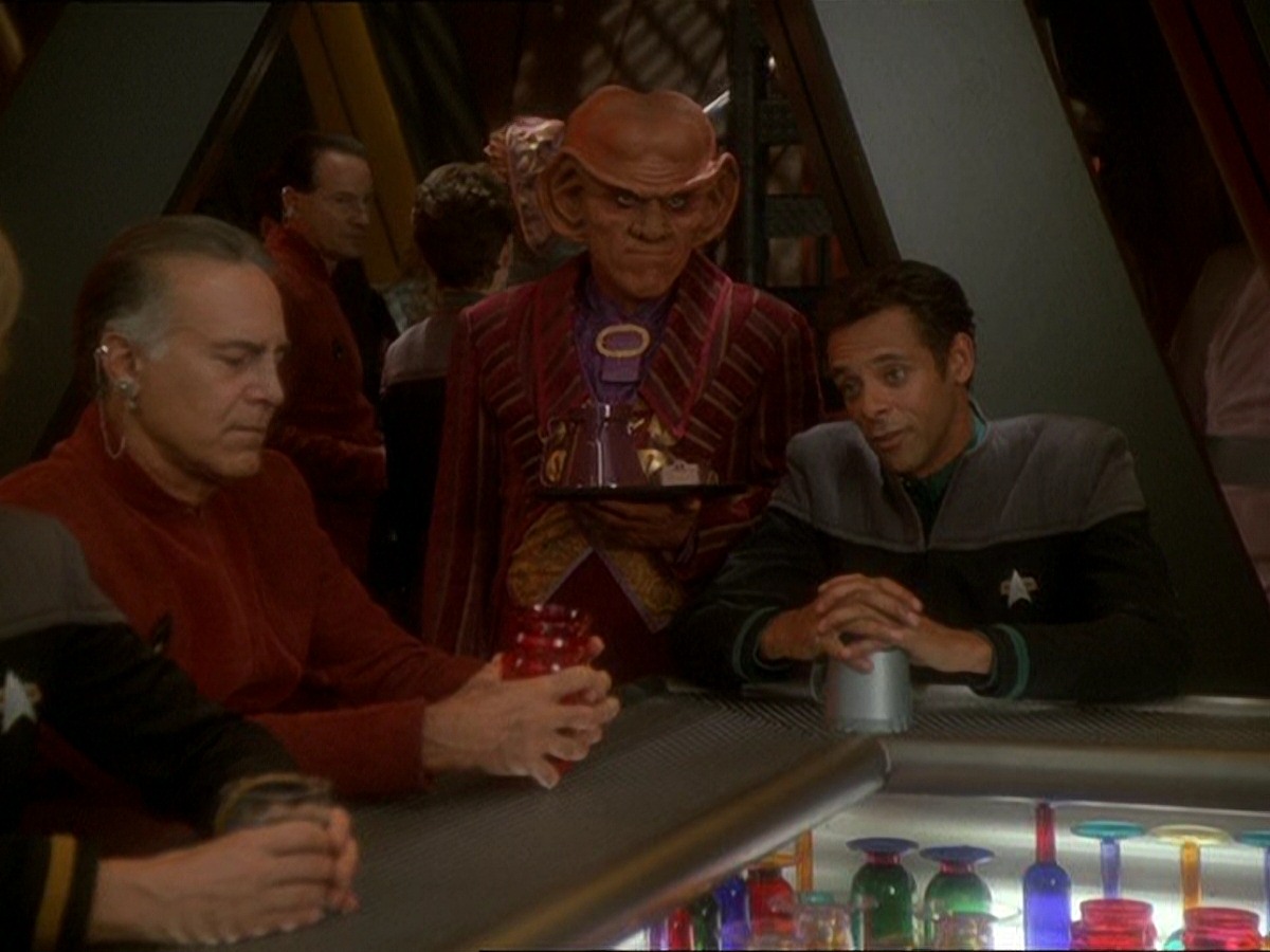 extant_StarTrek_DS9_7x03-Afterimage_1200.jpg