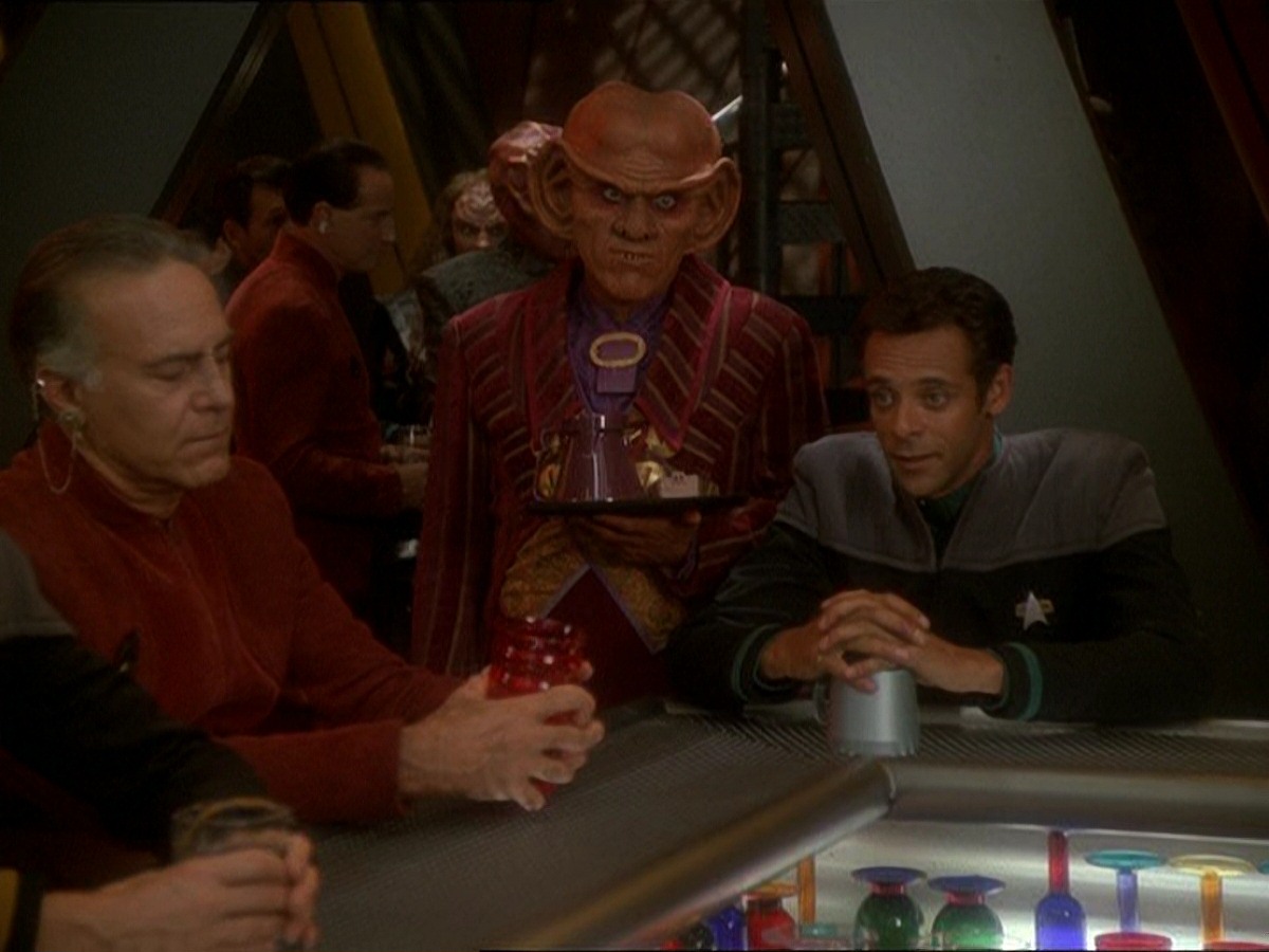 extant_StarTrek_DS9_7x03-Afterimage_1202.jpg
