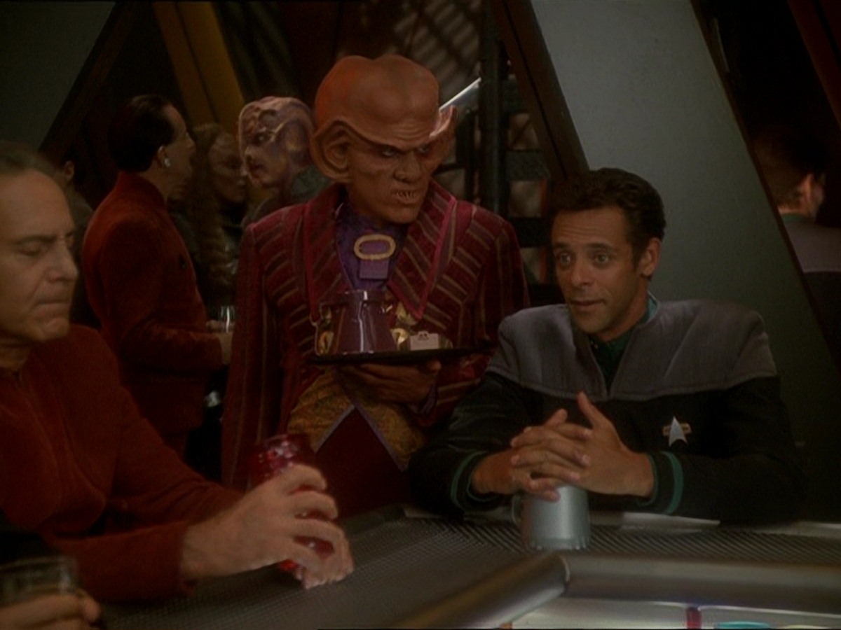 extant_StarTrek_DS9_7x03-Afterimage_1207.jpg