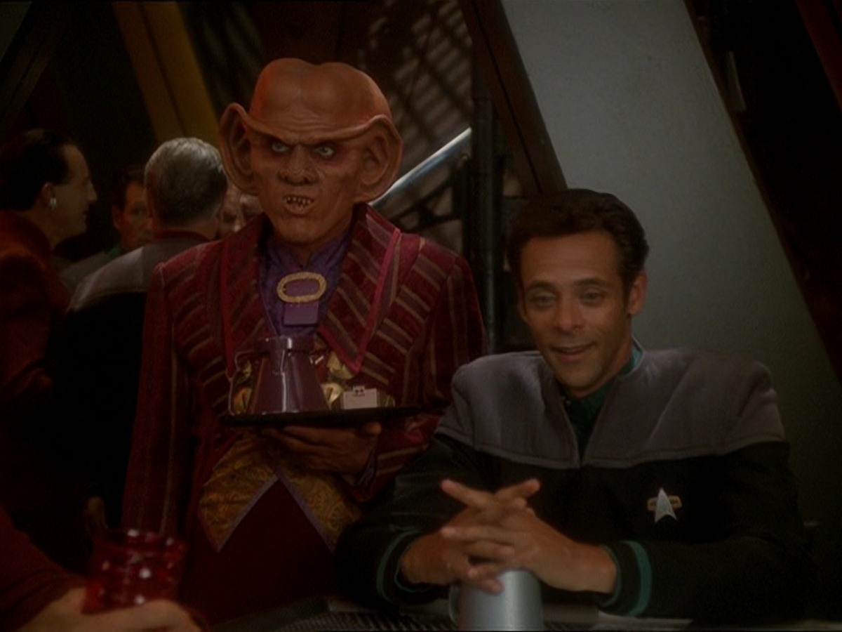 extant_StarTrek_DS9_7x03-Afterimage_1216.jpg