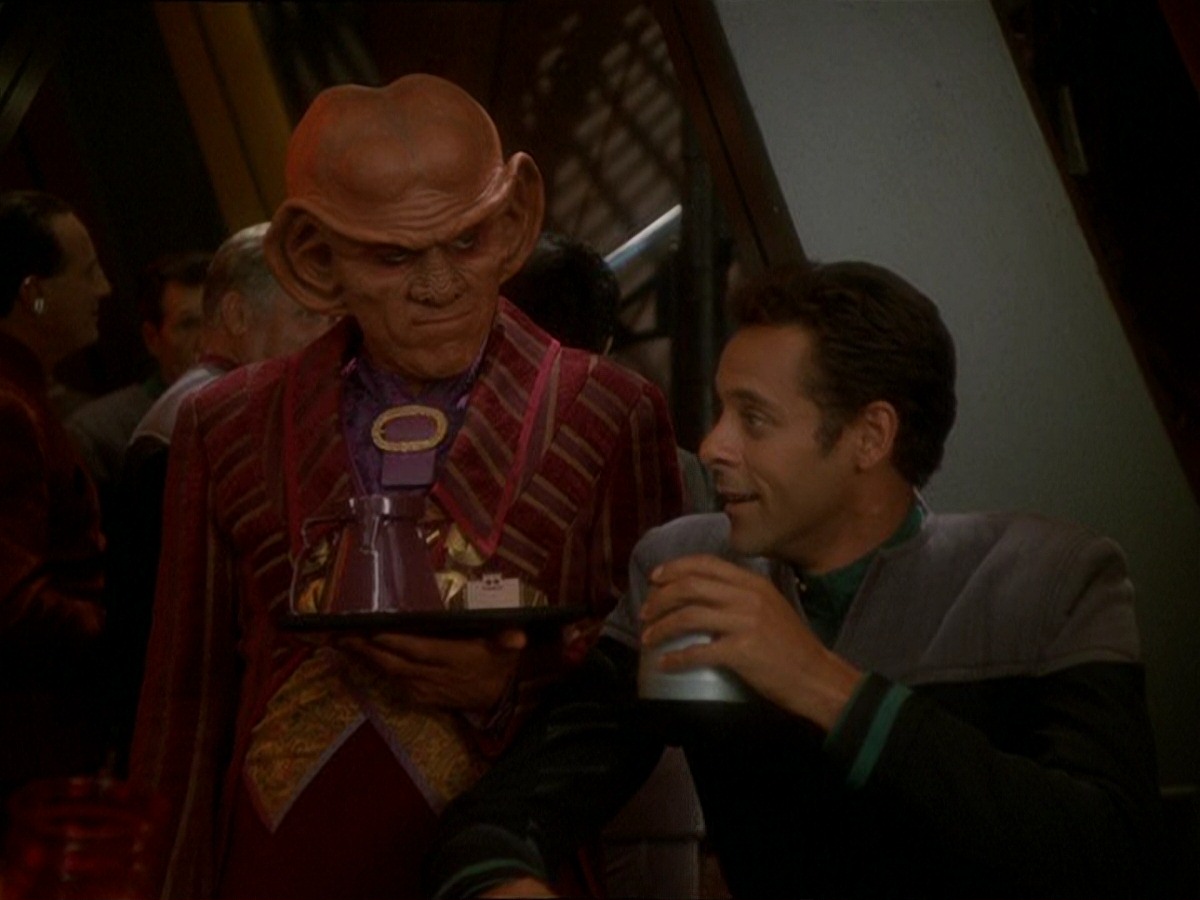 extant_StarTrek_DS9_7x03-Afterimage_1219.jpg