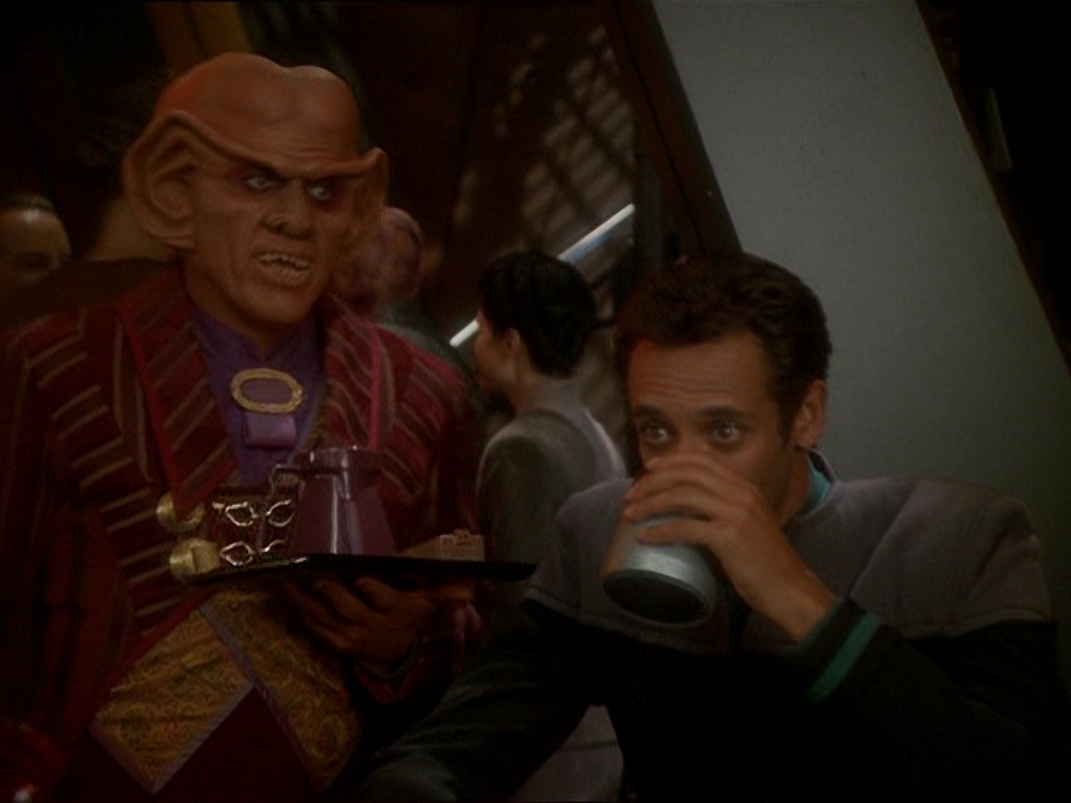 extant_StarTrek_DS9_7x03-Afterimage_1222.jpg