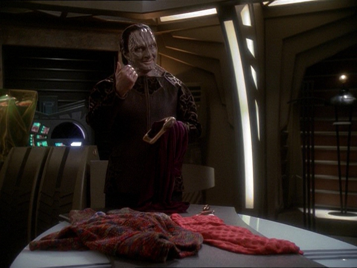 extant_StarTrek_DS9_7x03-Afterimage_1239.jpg