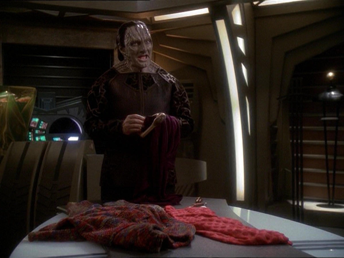 extant_StarTrek_DS9_7x03-Afterimage_1241.jpg