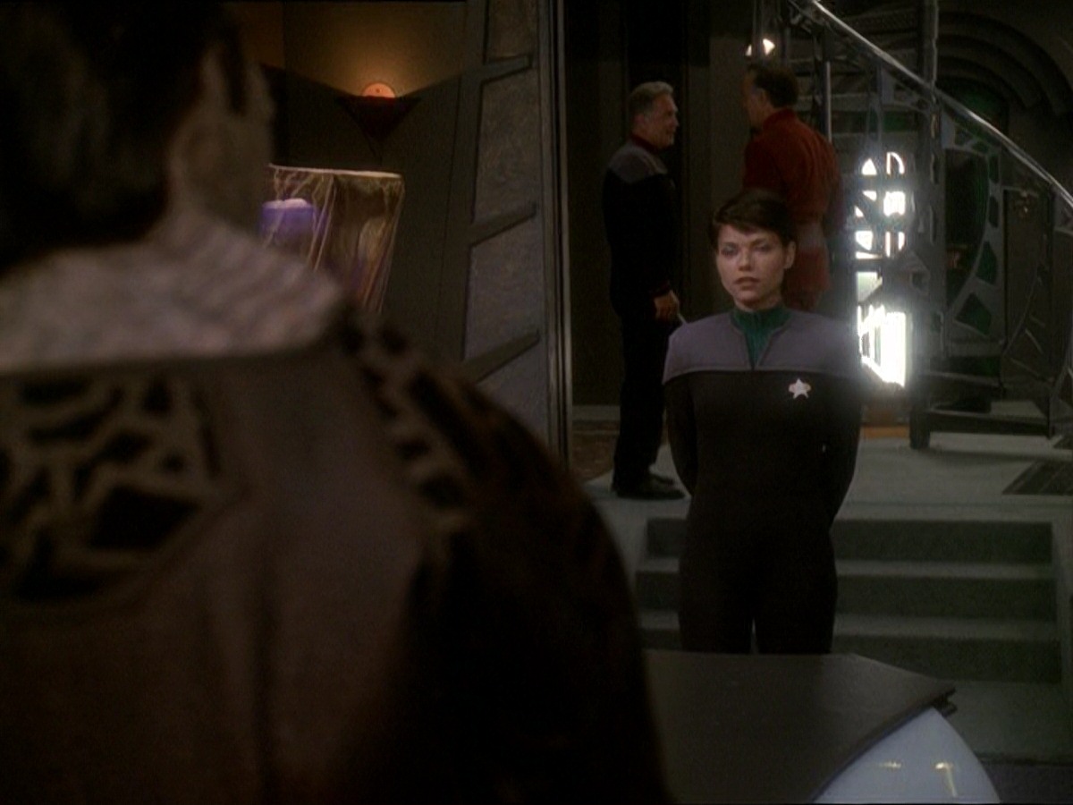 extant_StarTrek_DS9_7x03-Afterimage_1246.jpg