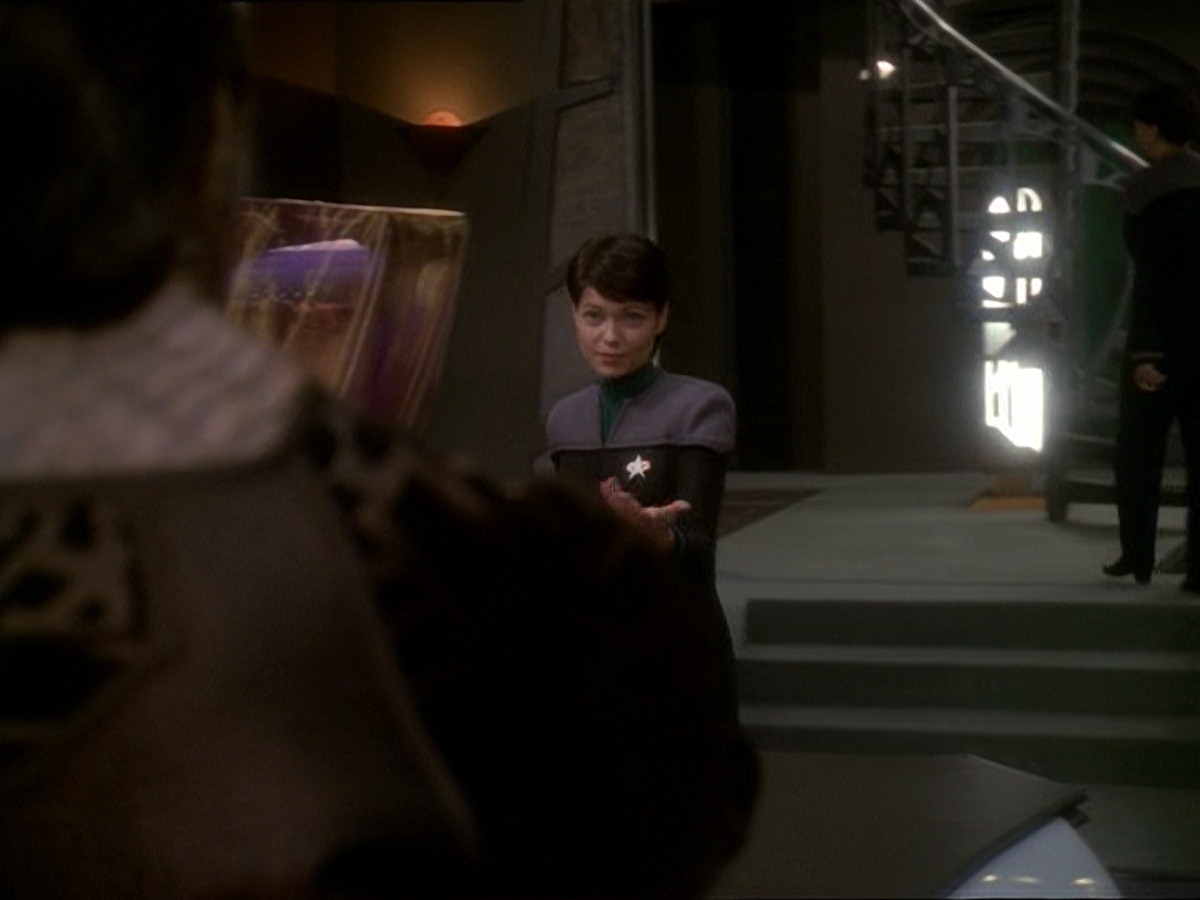 extant_StarTrek_DS9_7x03-Afterimage_1269.jpg