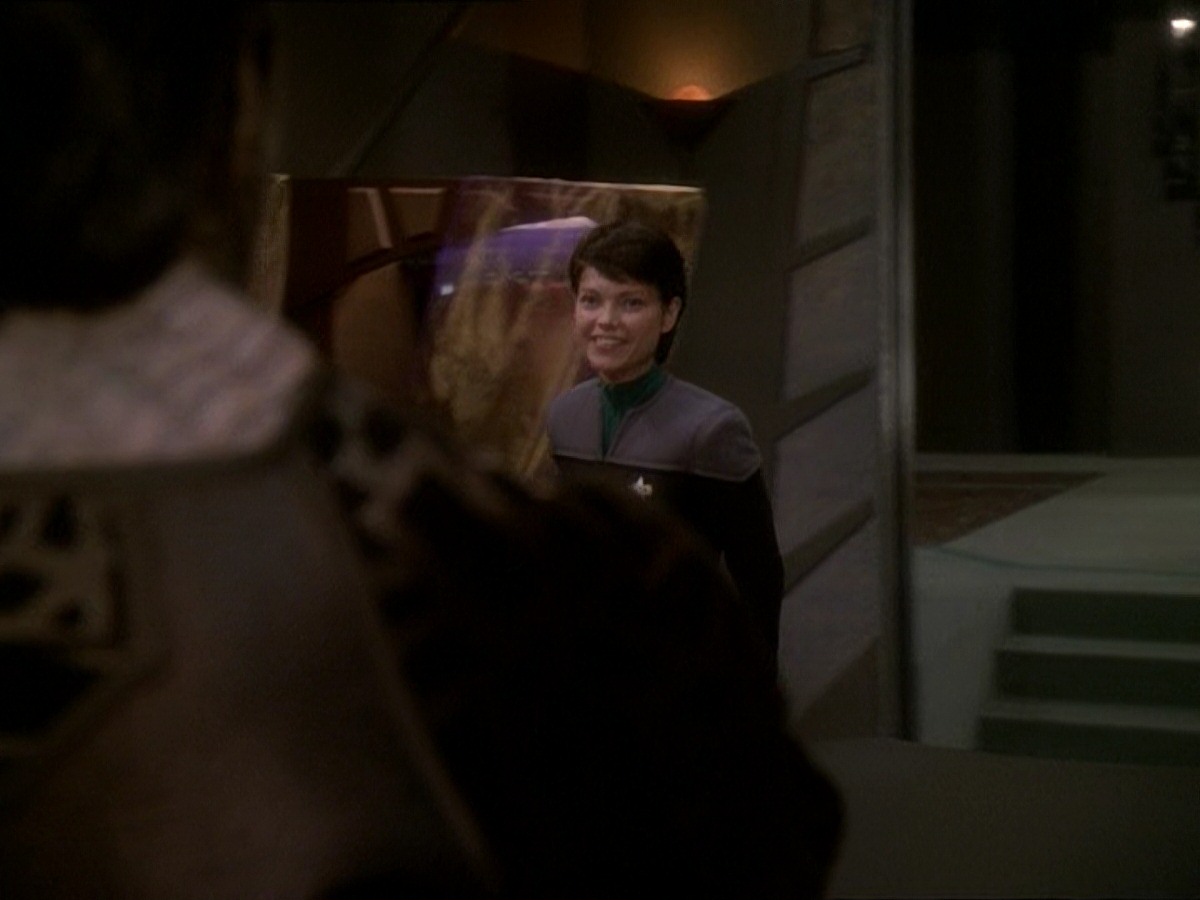 extant_StarTrek_DS9_7x03-Afterimage_1270.jpg