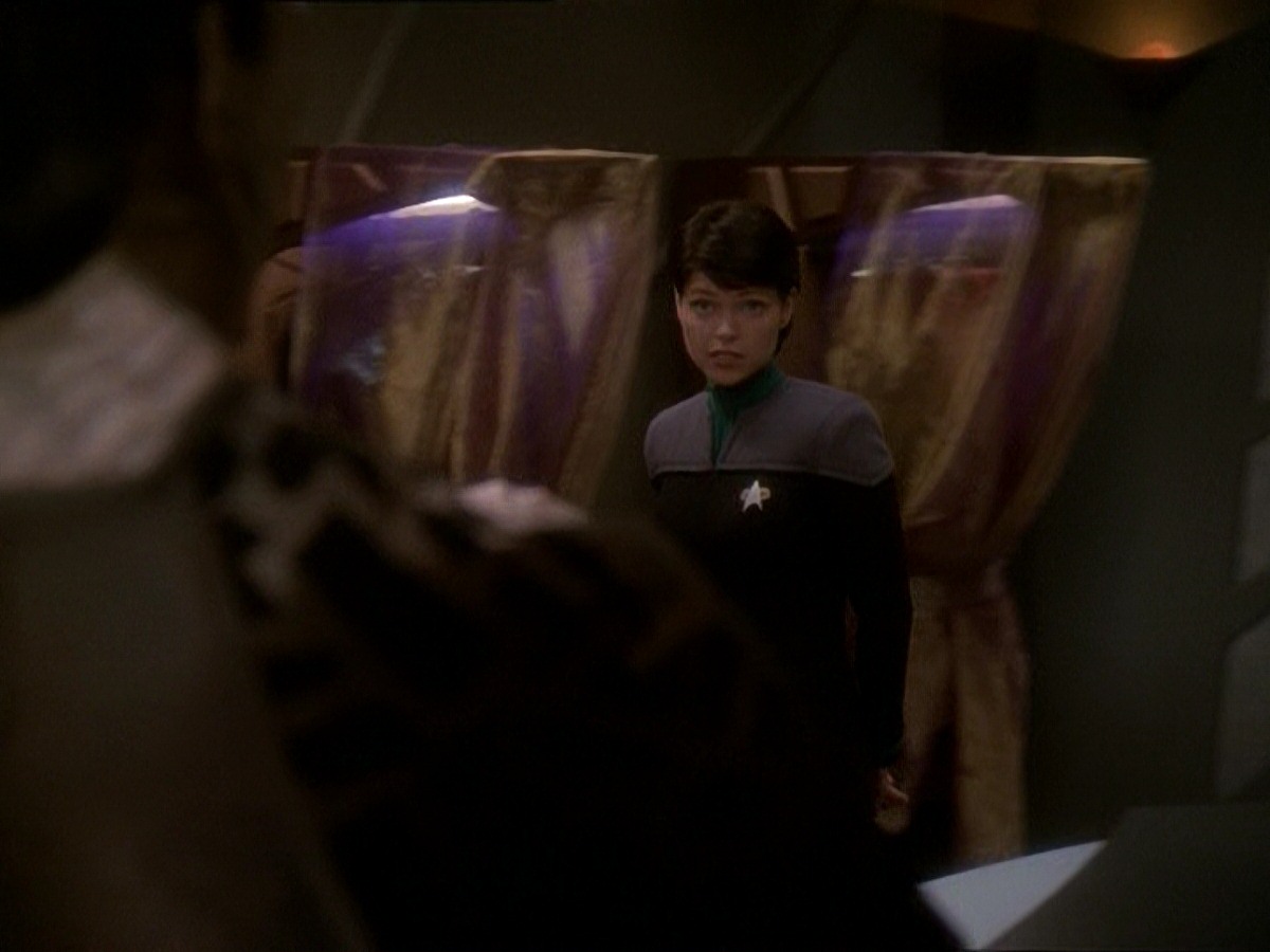 extant_StarTrek_DS9_7x03-Afterimage_1271.jpg