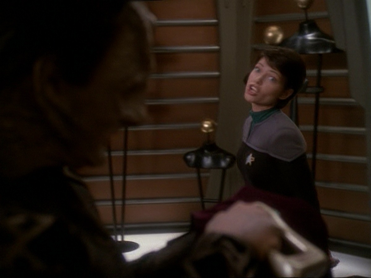 extant_StarTrek_DS9_7x03-Afterimage_1276.jpg