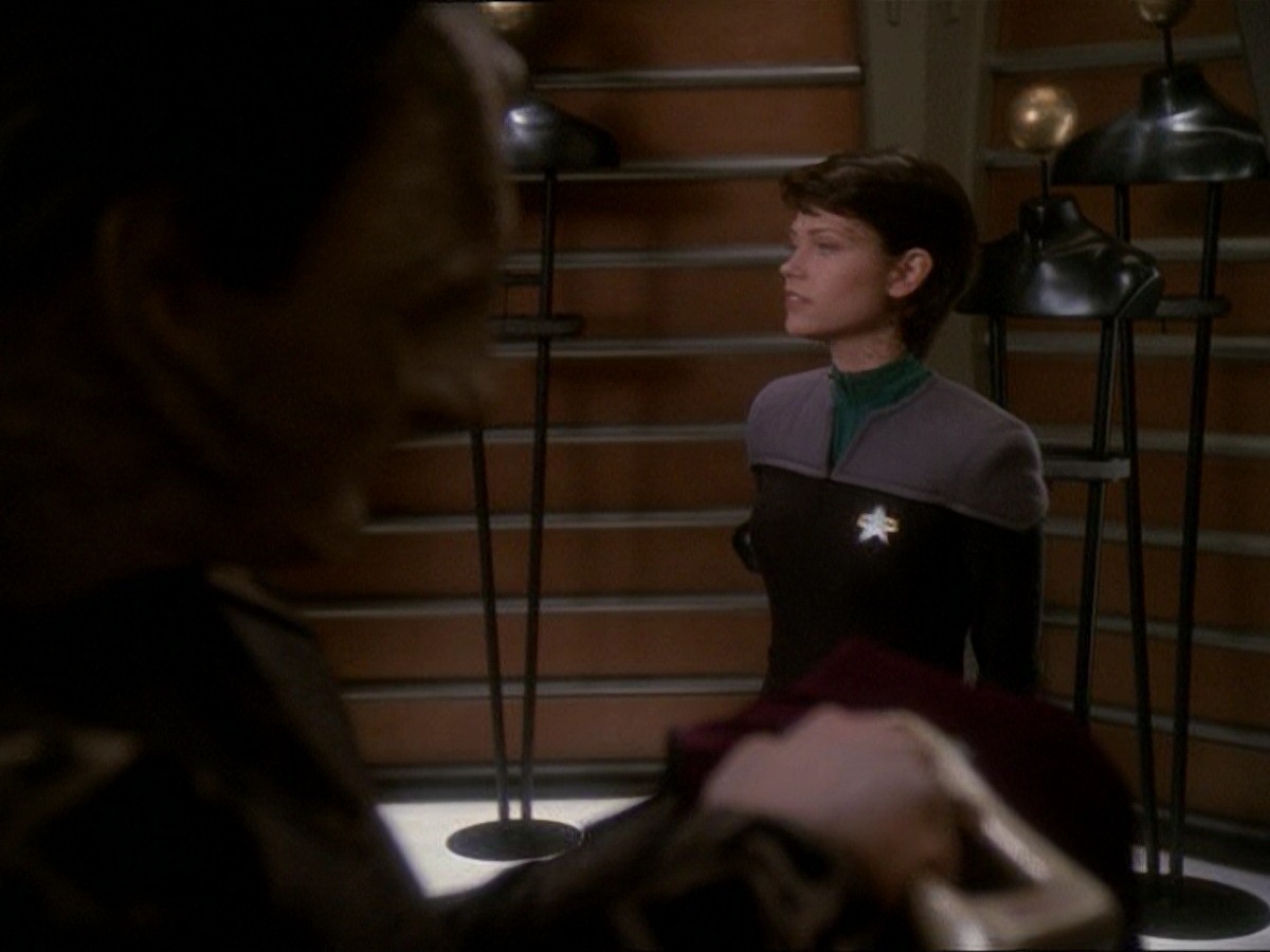 extant_StarTrek_DS9_7x03-Afterimage_1277.jpg