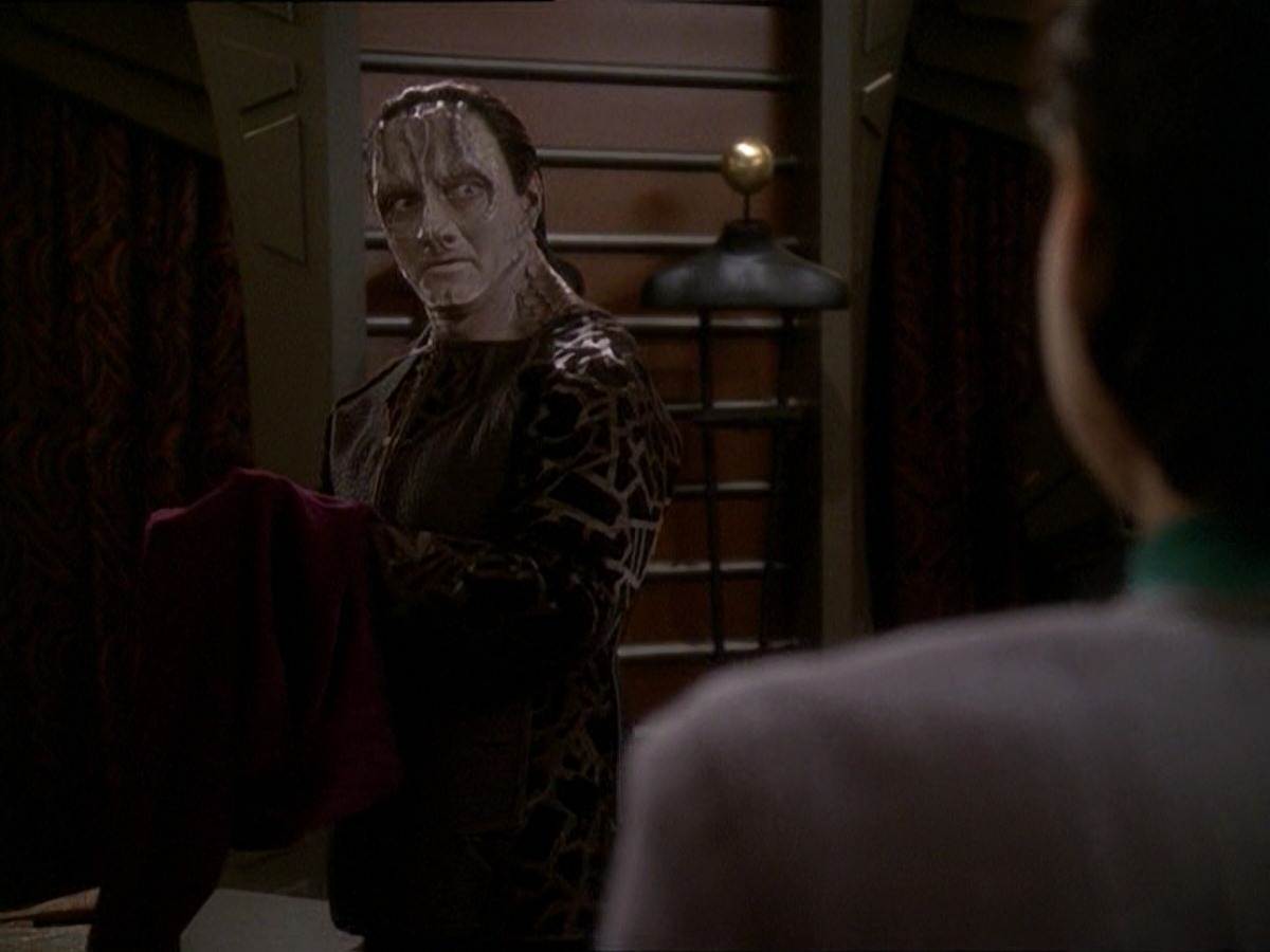 extant_StarTrek_DS9_7x03-Afterimage_1280.jpg
