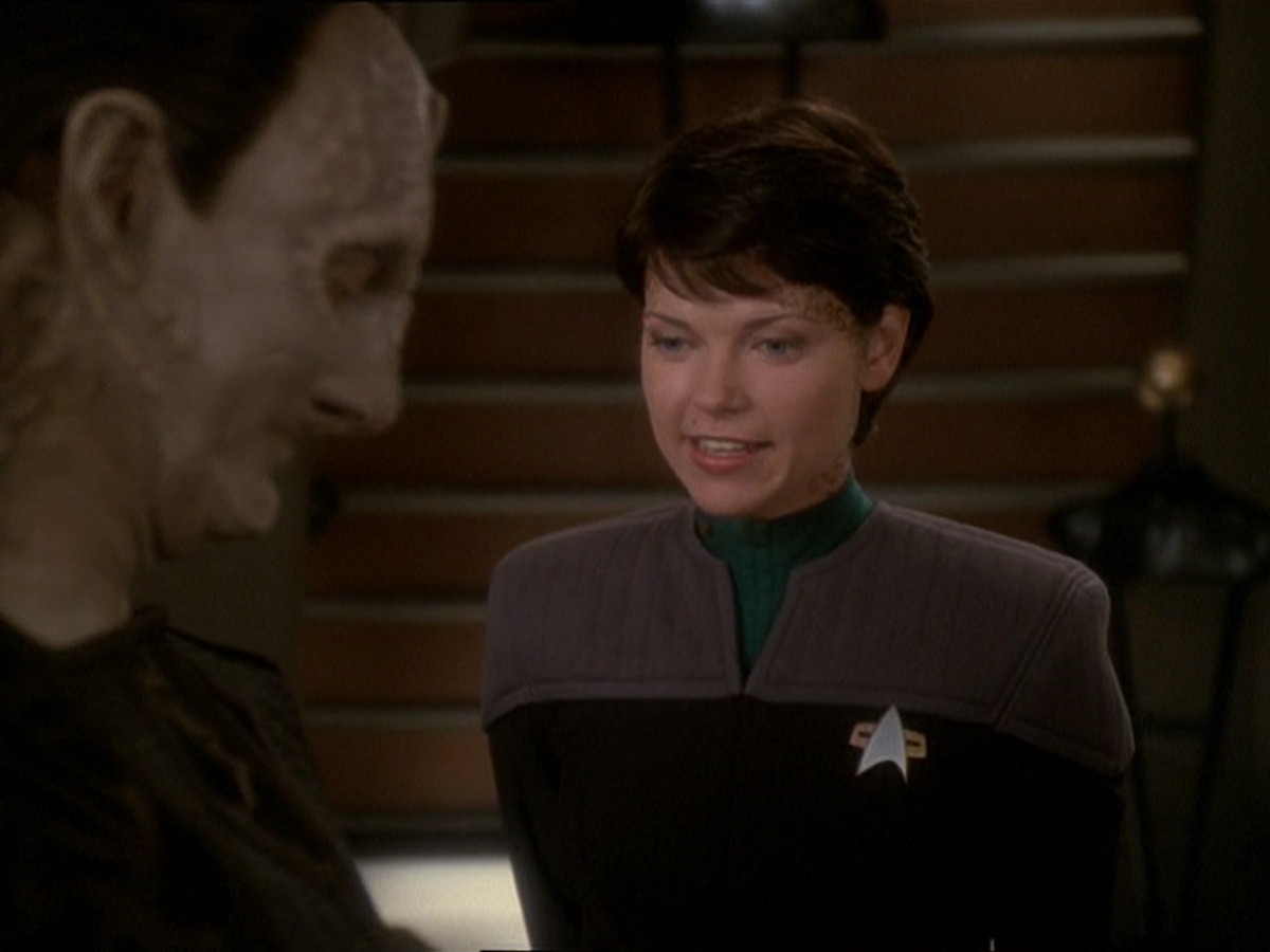 extant_StarTrek_DS9_7x03-Afterimage_1389.jpg