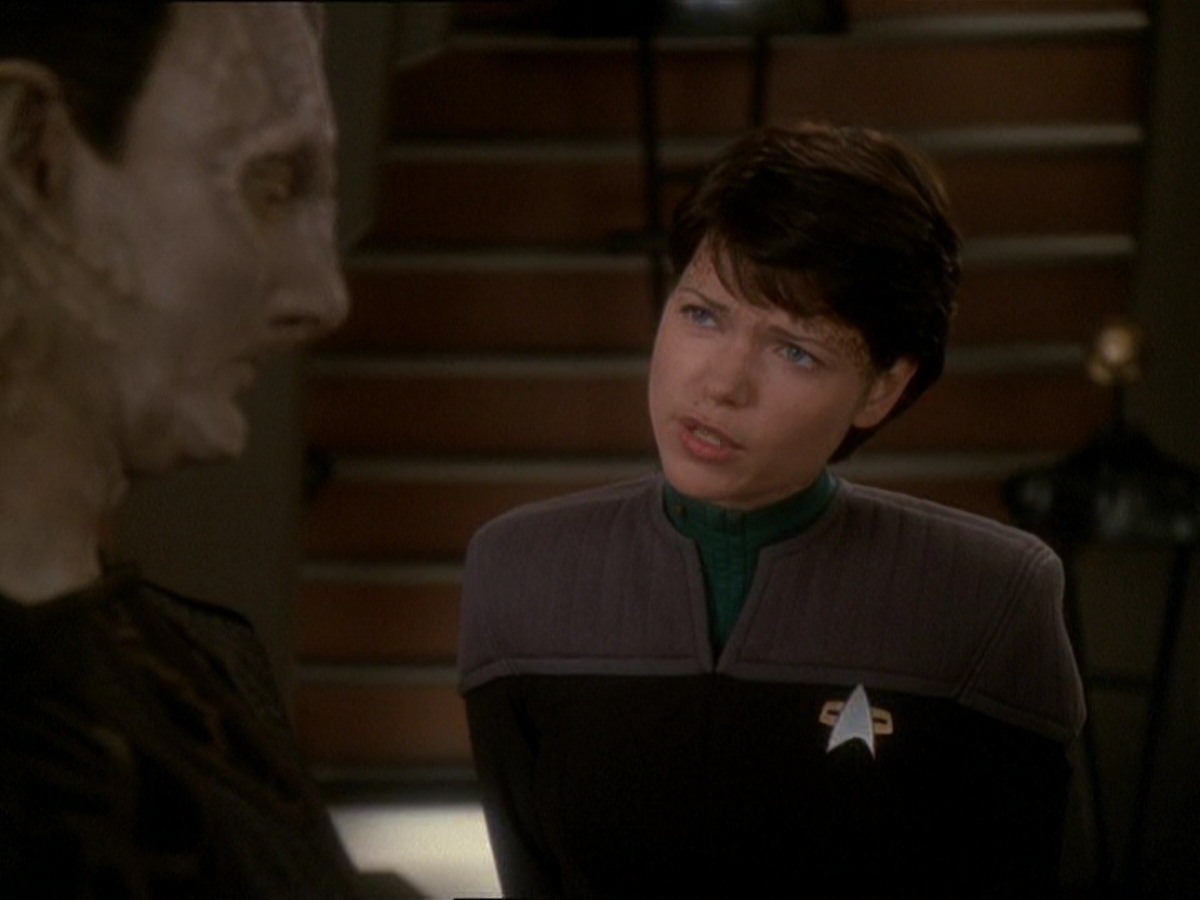 extant_StarTrek_DS9_7x03-Afterimage_1395.jpg