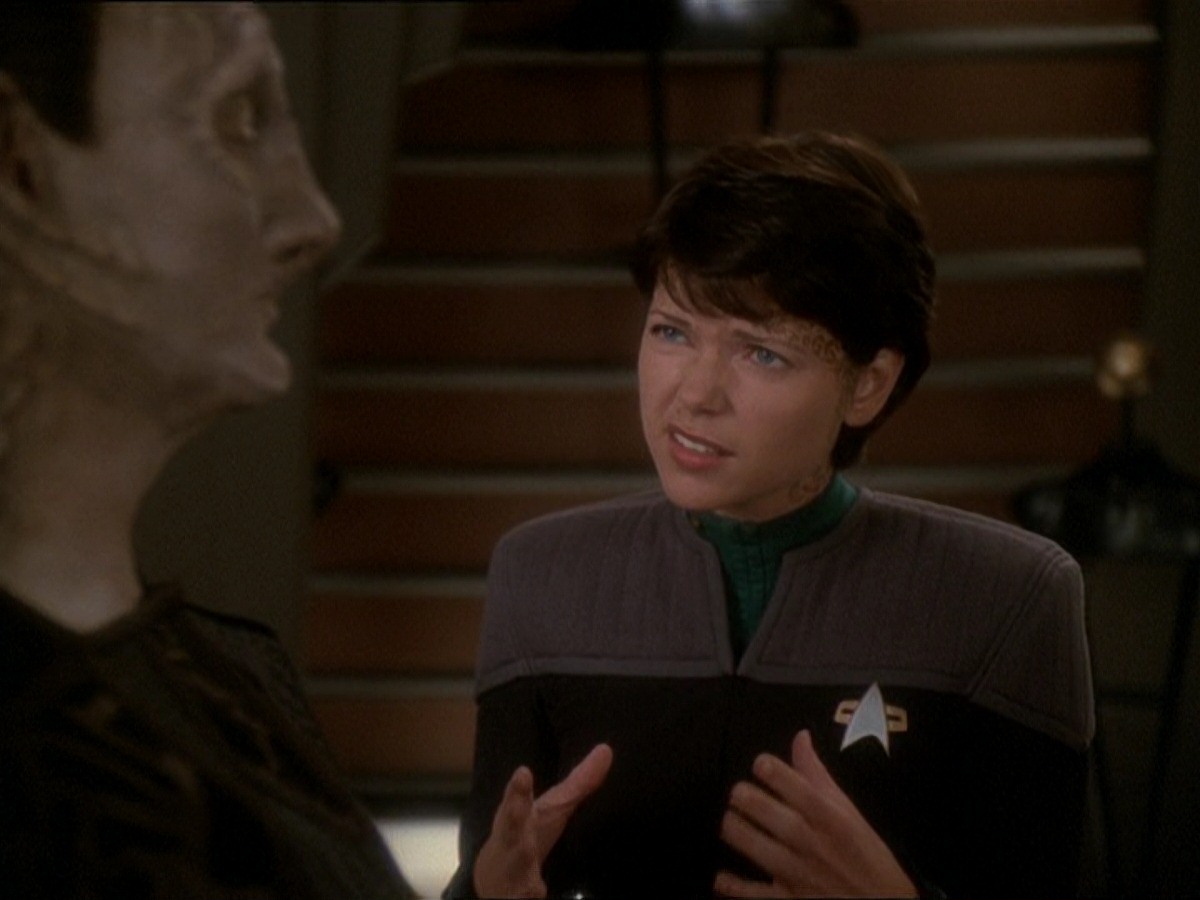 extant_StarTrek_DS9_7x03-Afterimage_1399.jpg