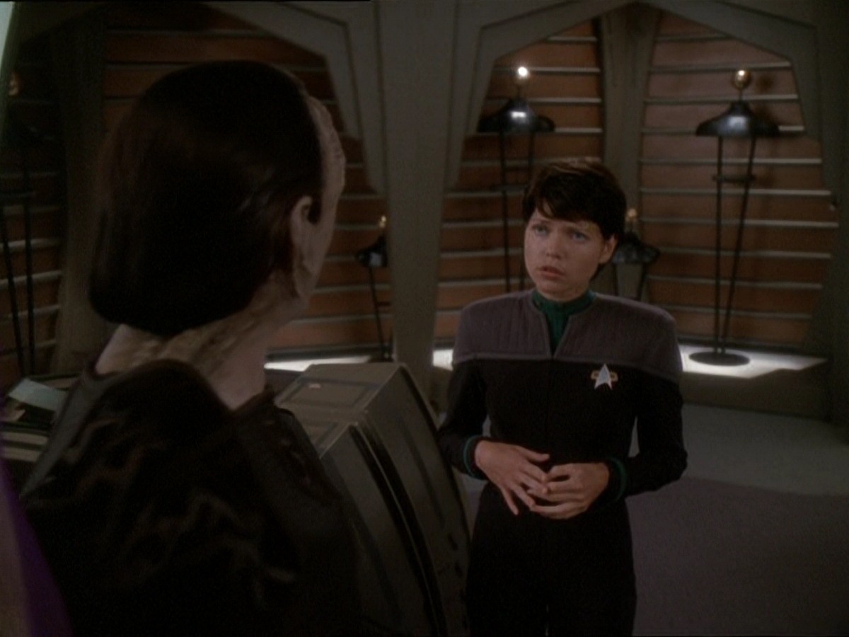 extant_StarTrek_DS9_7x03-Afterimage_1428.jpg