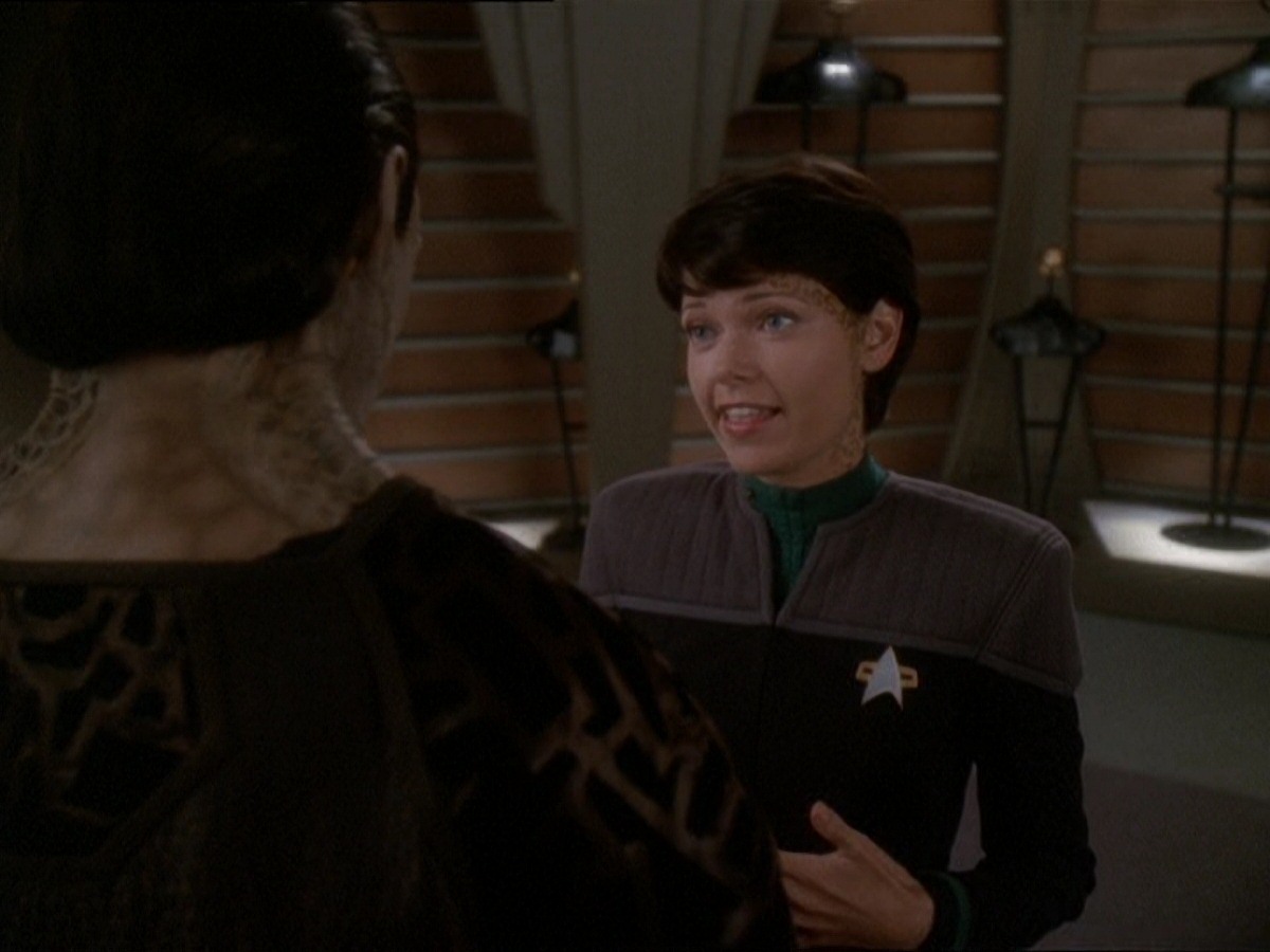 extant_StarTrek_DS9_7x03-Afterimage_1442.jpg