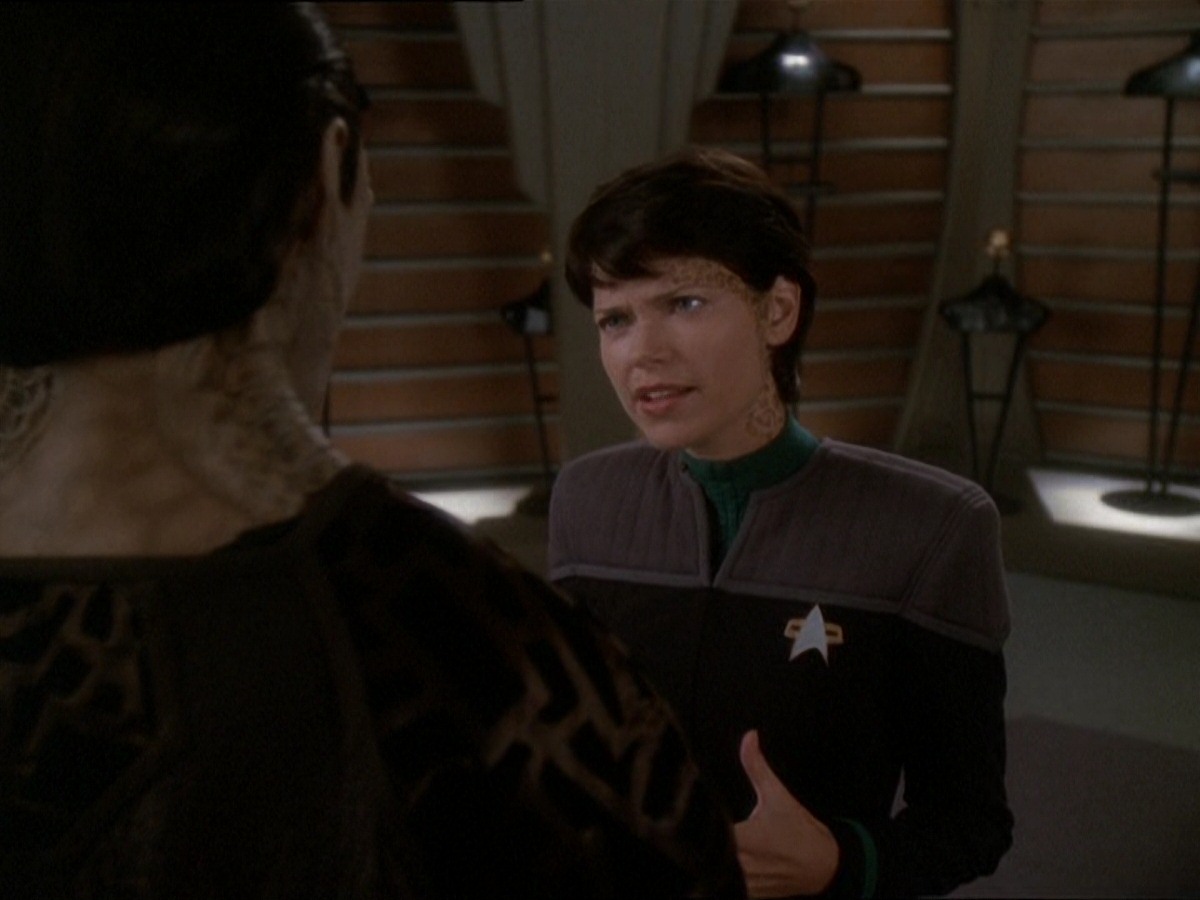 extant_StarTrek_DS9_7x03-Afterimage_1449.jpg