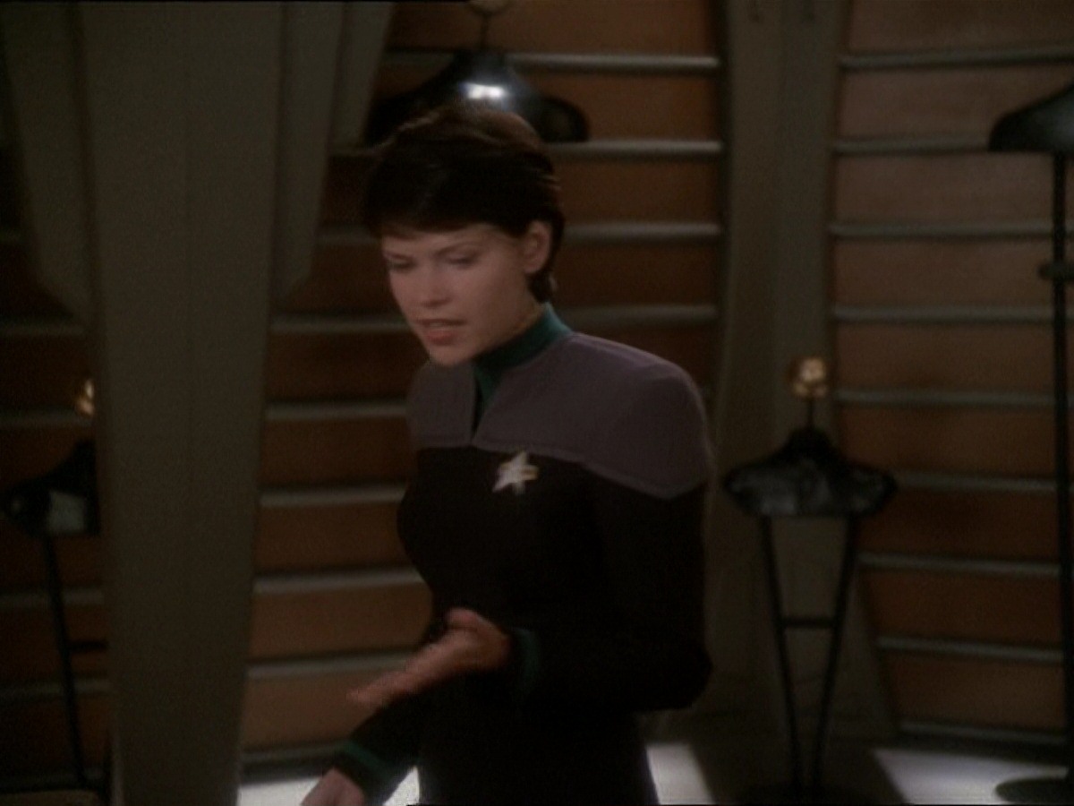 extant_StarTrek_DS9_7x03-Afterimage_1491.jpg