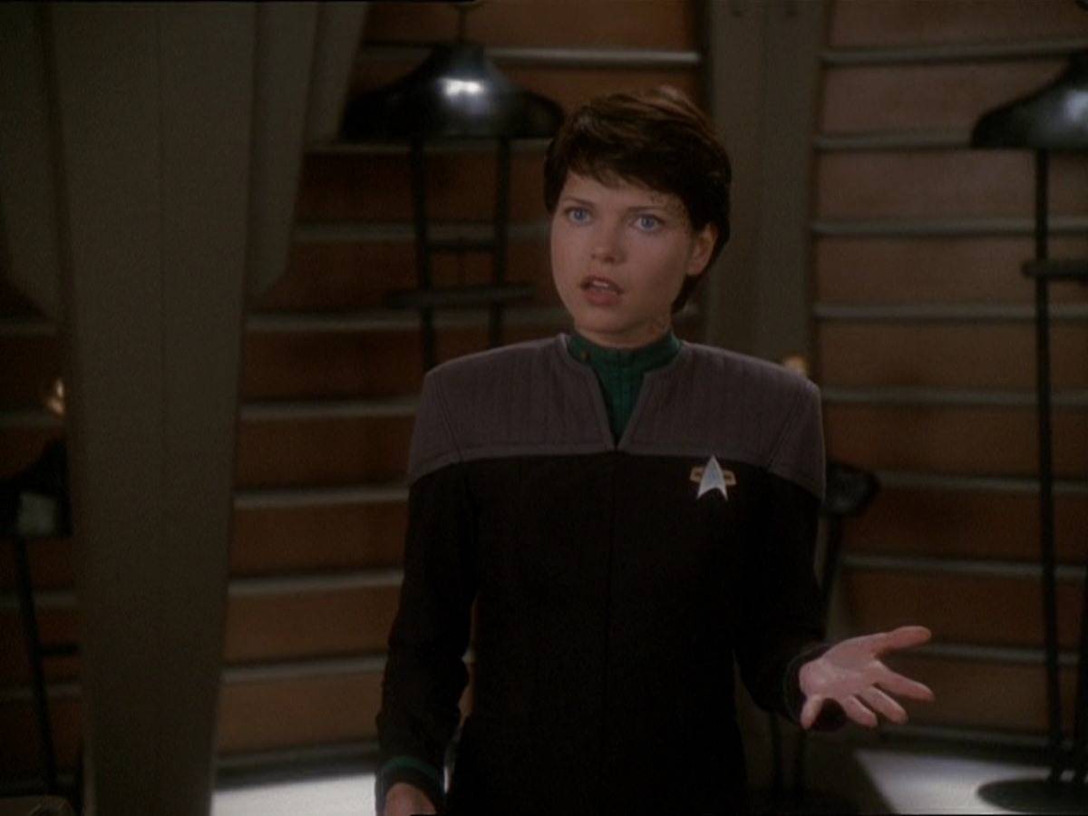 extant_StarTrek_DS9_7x03-Afterimage_1493.jpg