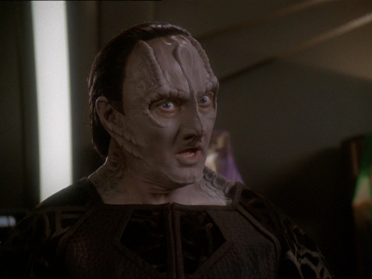 extant_StarTrek_DS9_7x03-Afterimage_1511.jpg