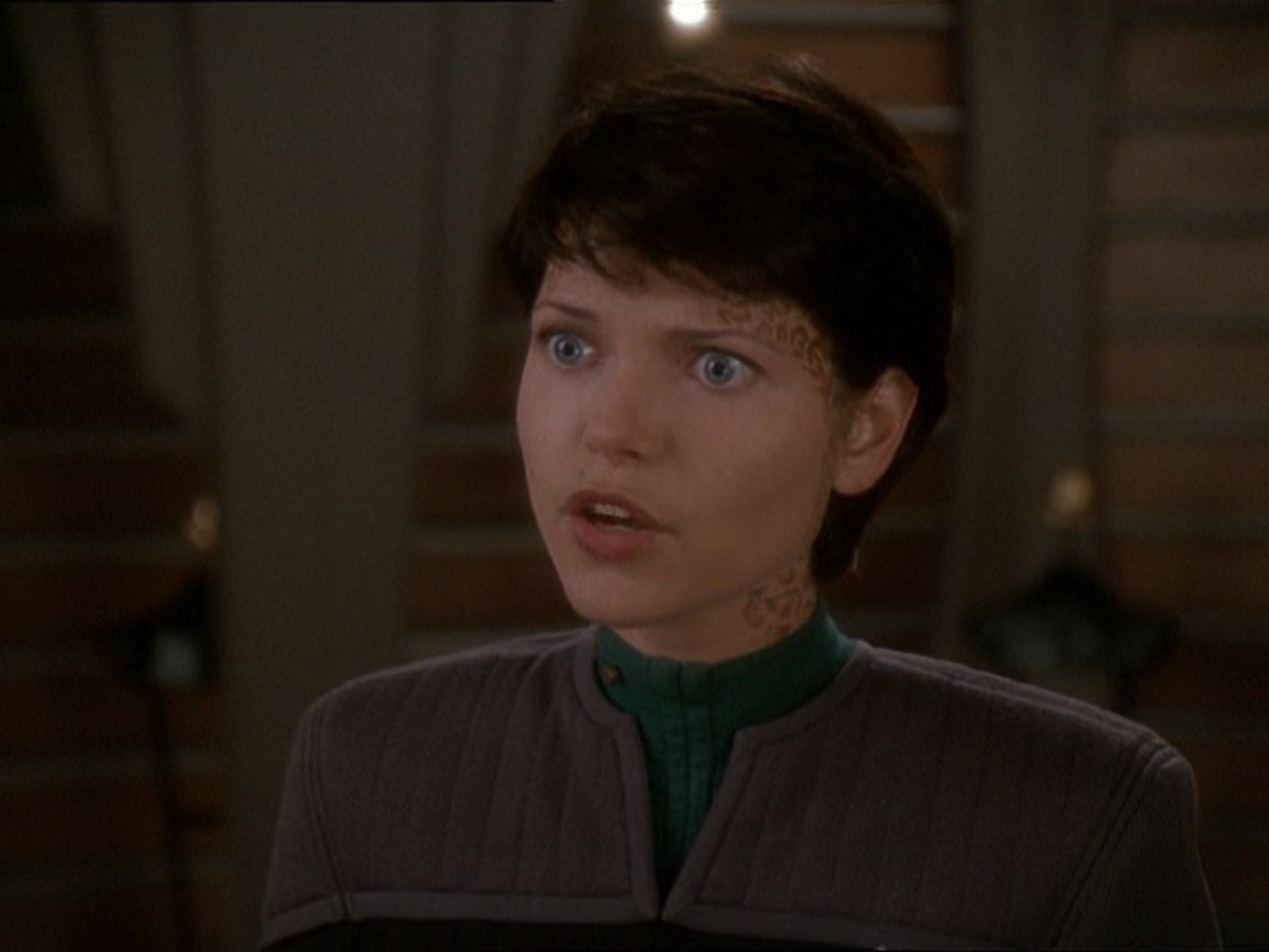 extant_StarTrek_DS9_7x03-Afterimage_1527.jpg