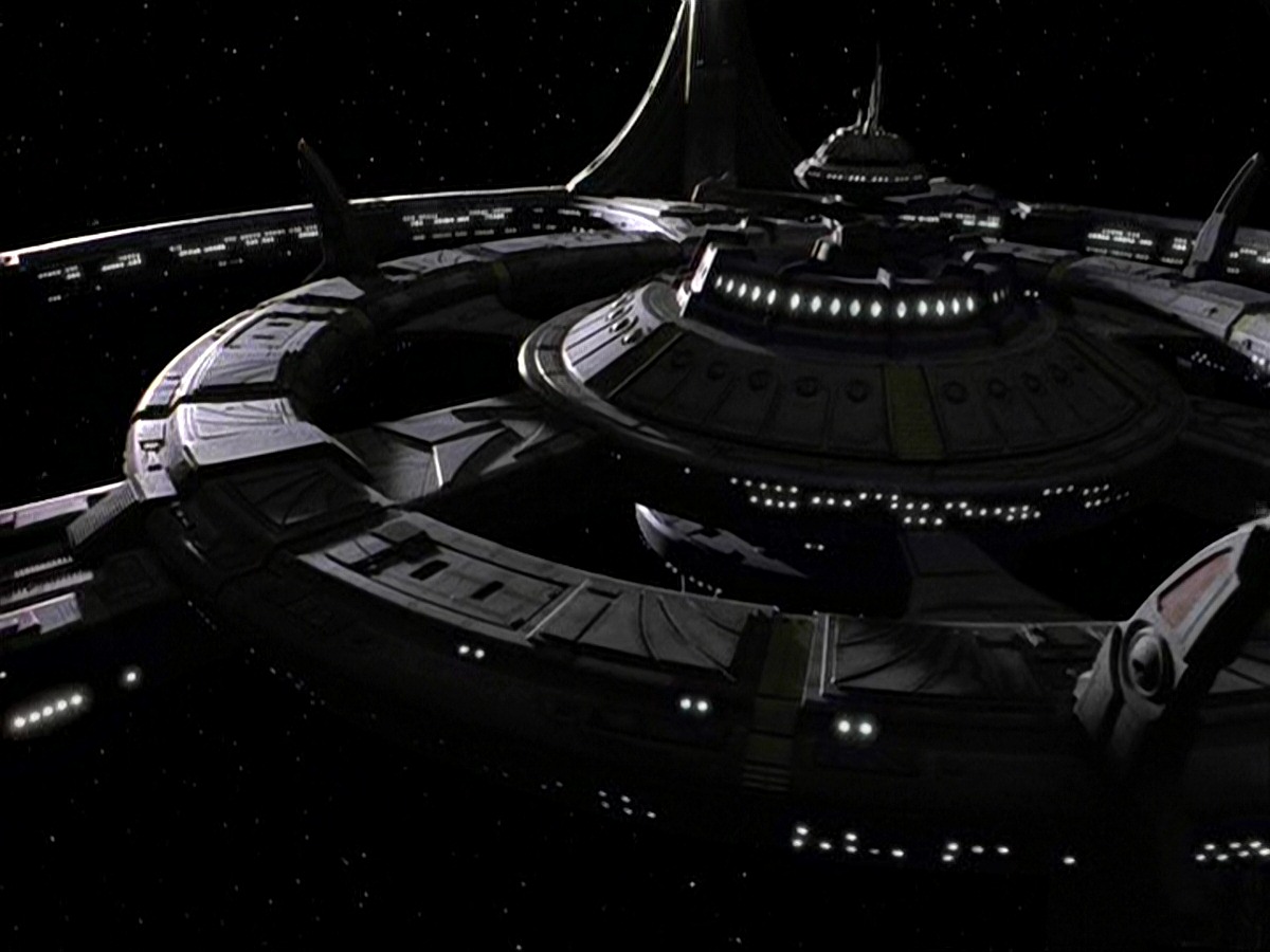 extant_StarTrek_DS9_7x03-Afterimage_1592.jpg