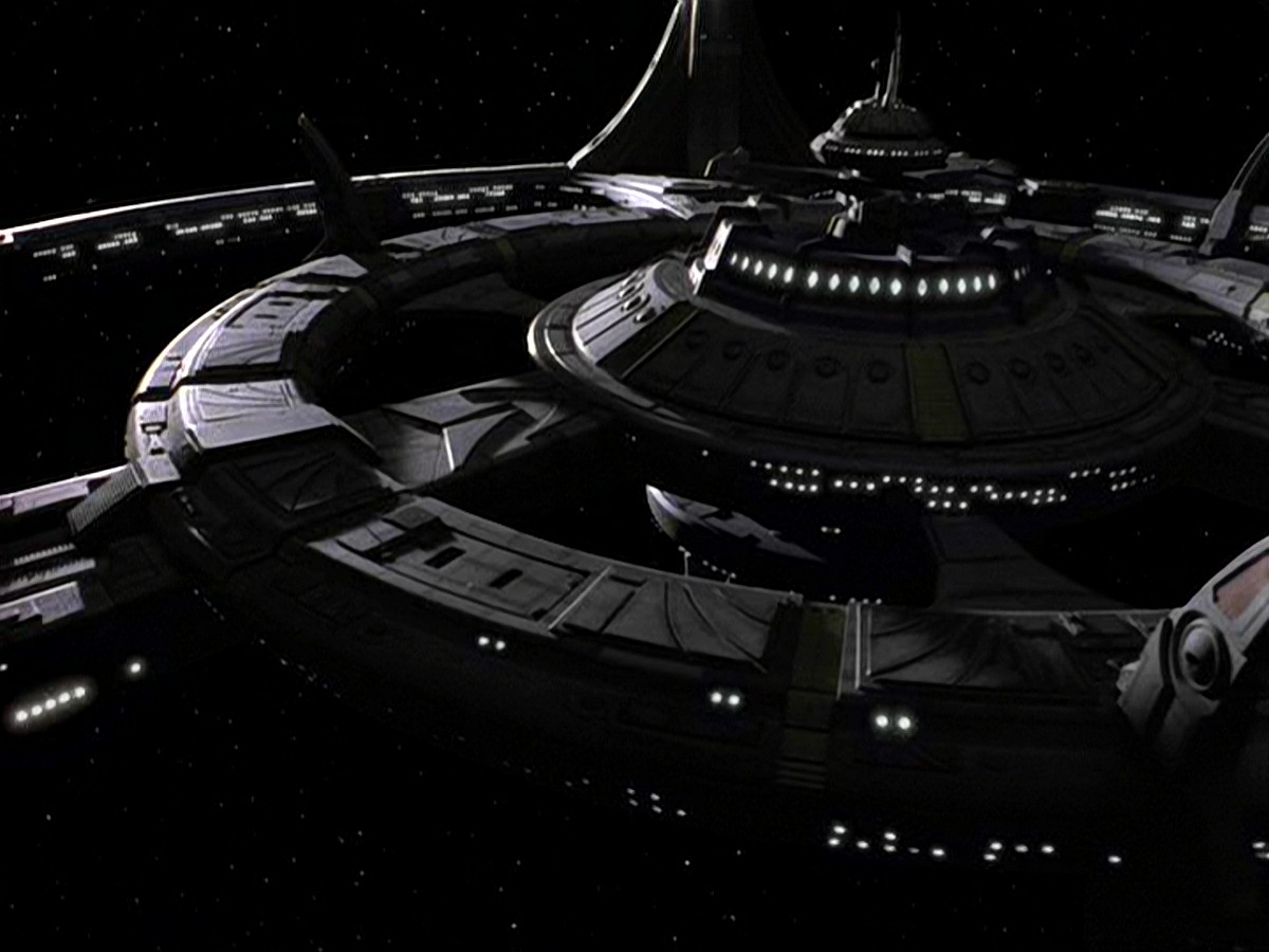 extant_StarTrek_DS9_7x03-Afterimage_1593.jpg