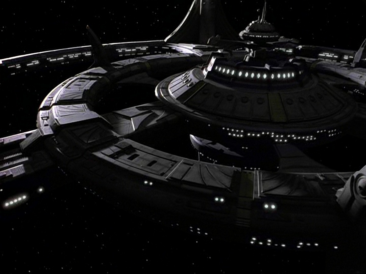 extant_StarTrek_DS9_7x03-Afterimage_1594.jpg