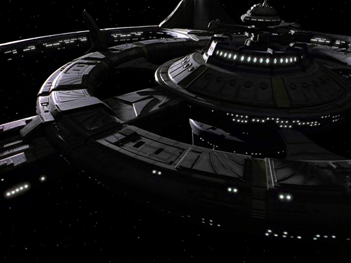 extant_StarTrek_DS9_7x03-Afterimage_1596.jpg