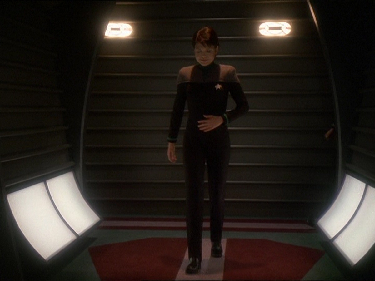 extant_StarTrek_DS9_7x03-Afterimage_1597.jpg