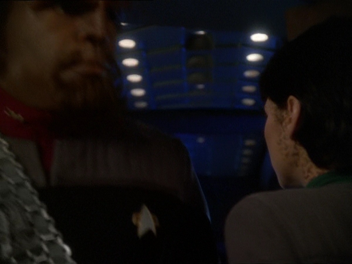 extant_StarTrek_DS9_7x03-Afterimage_1618.jpg