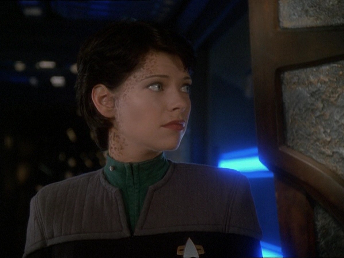 extant_StarTrek_DS9_7x03-Afterimage_1645.jpg