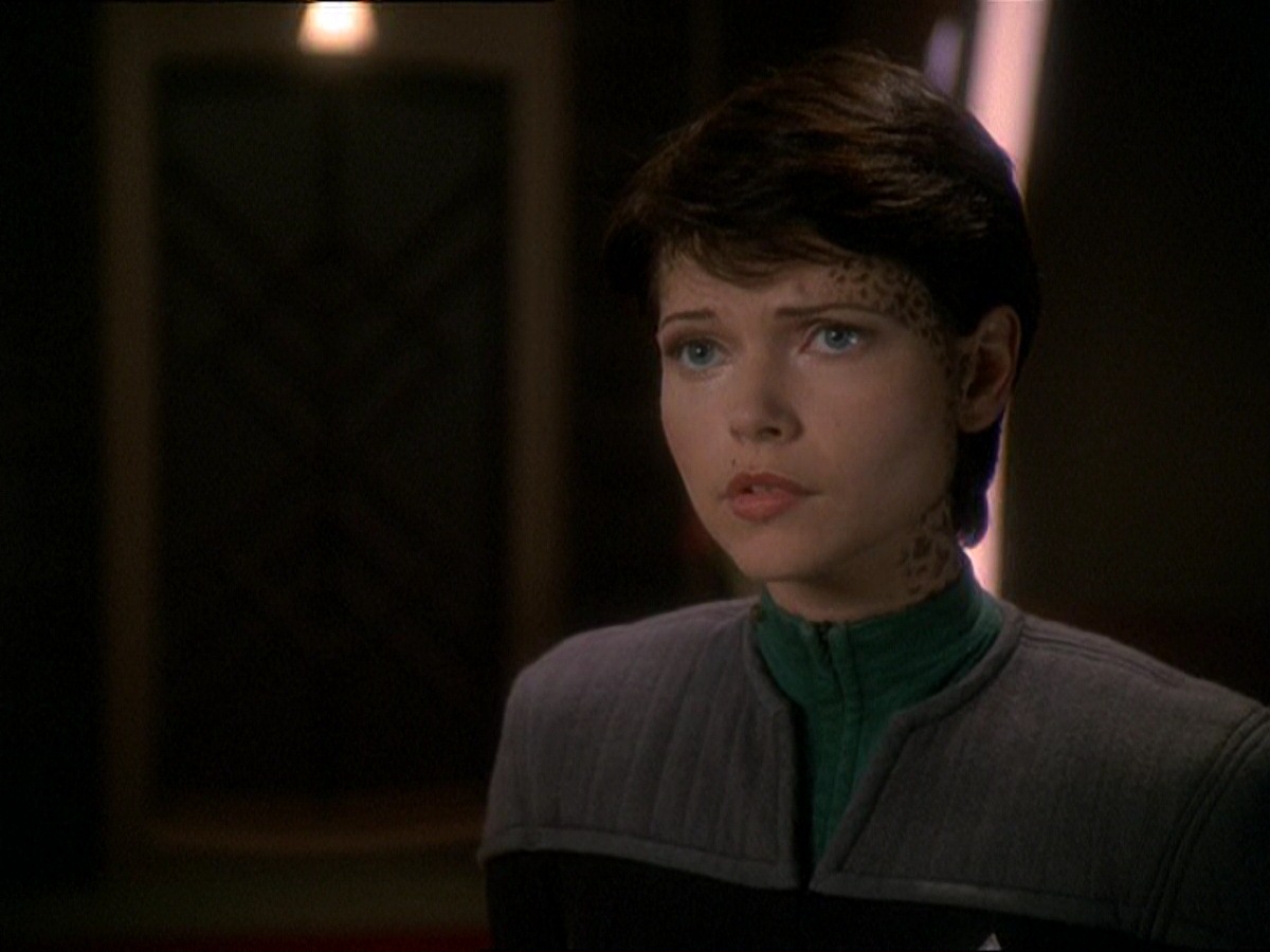 extant_StarTrek_DS9_7x03-Afterimage_1665.jpg