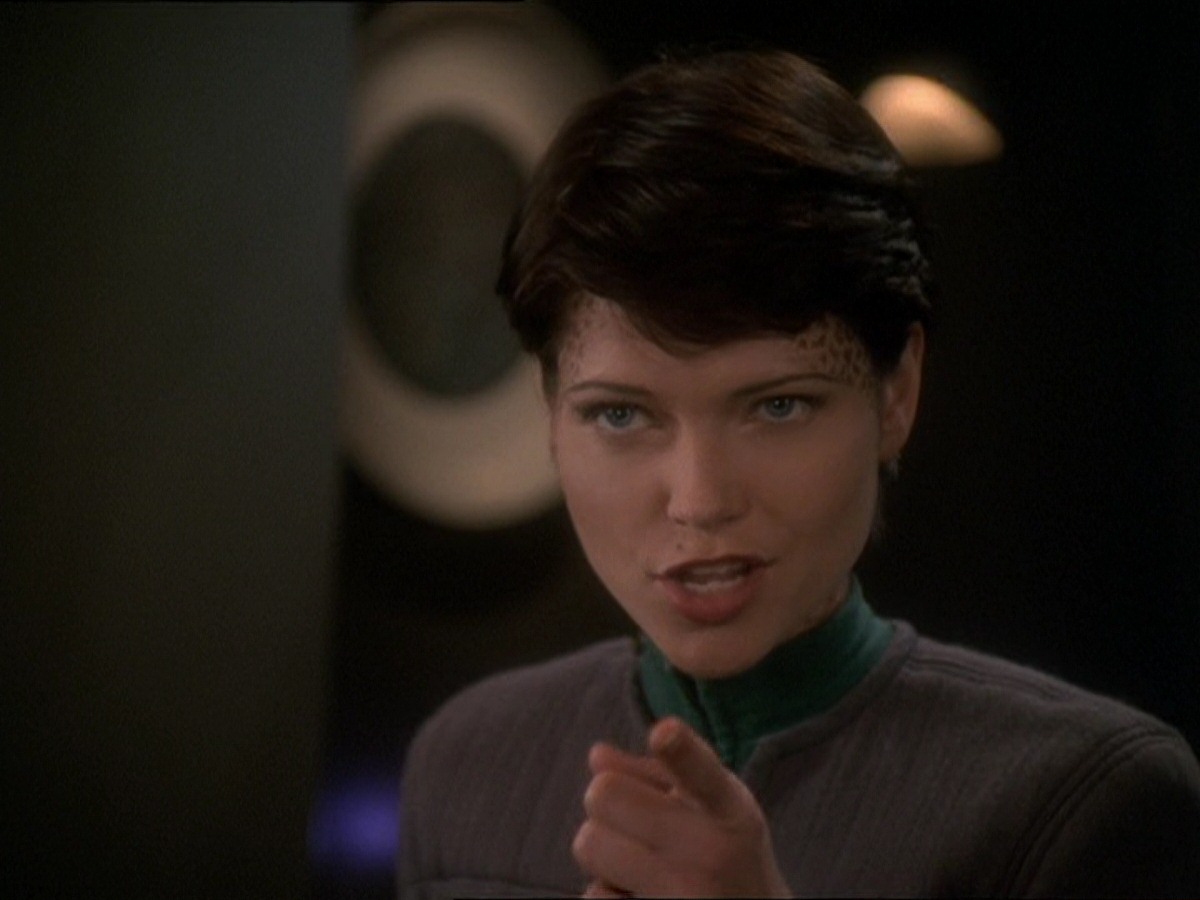 extant_StarTrek_DS9_7x03-Afterimage_1783.jpg