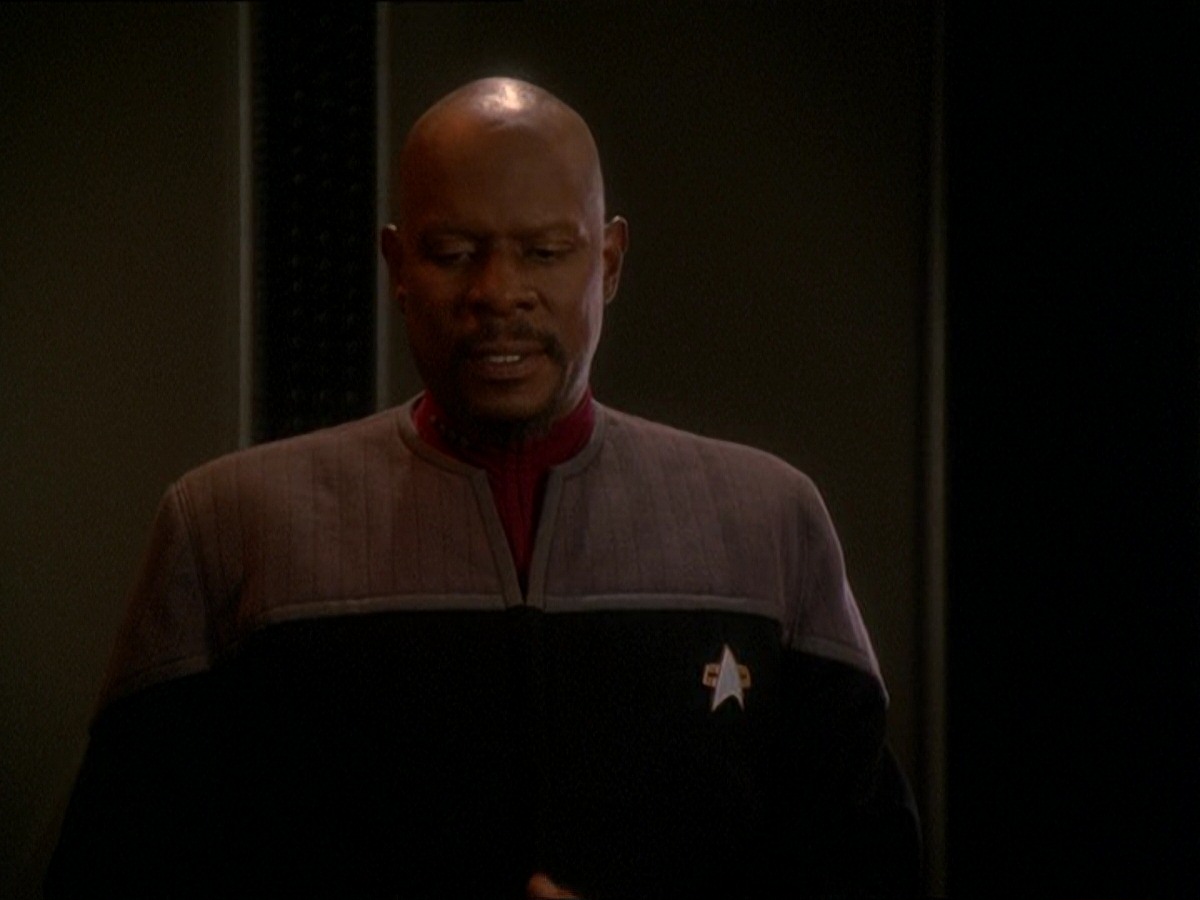 extant_StarTrek_DS9_7x03-Afterimage_1814.jpg