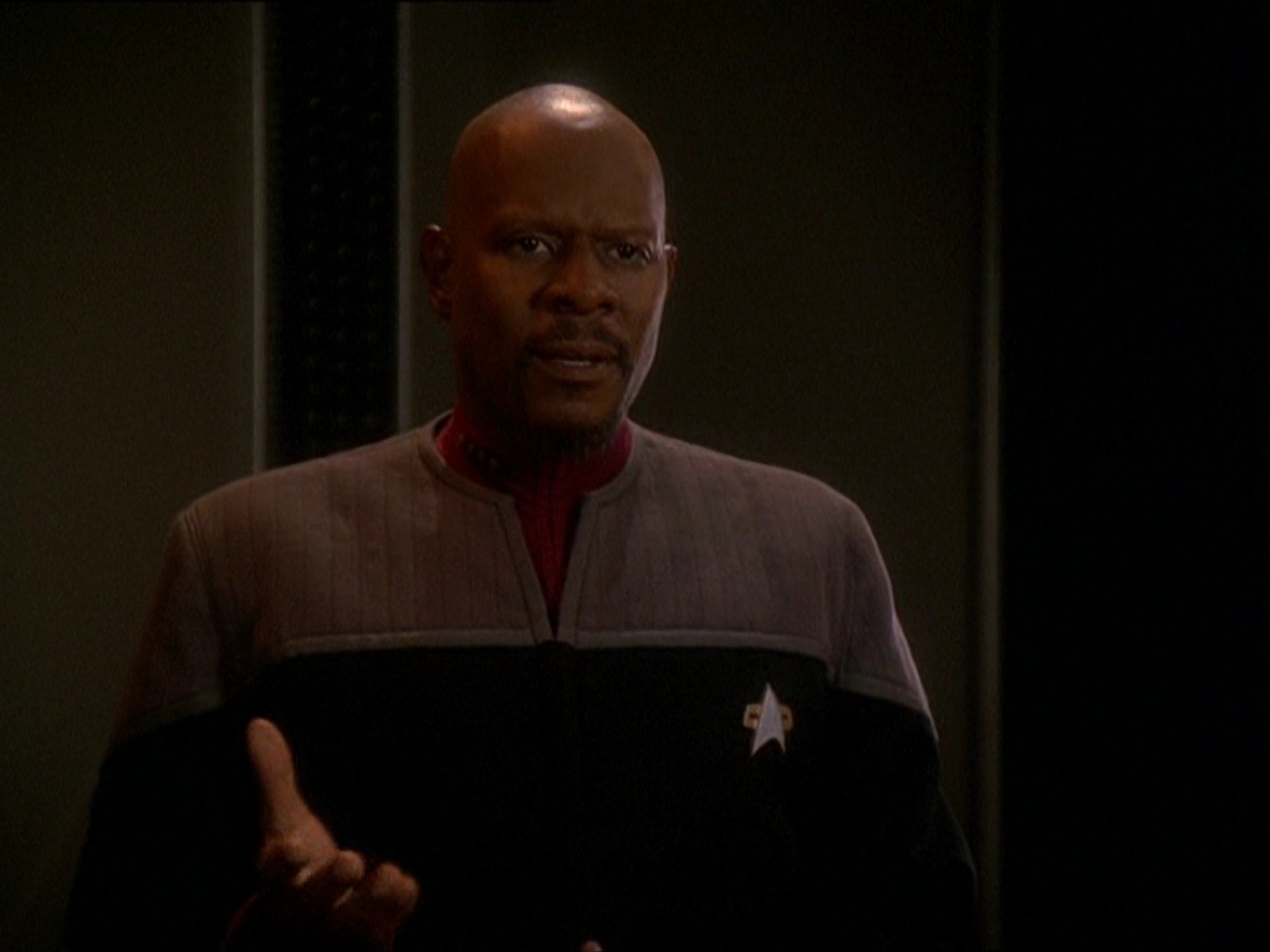 extant_StarTrek_DS9_7x03-Afterimage_1816.jpg