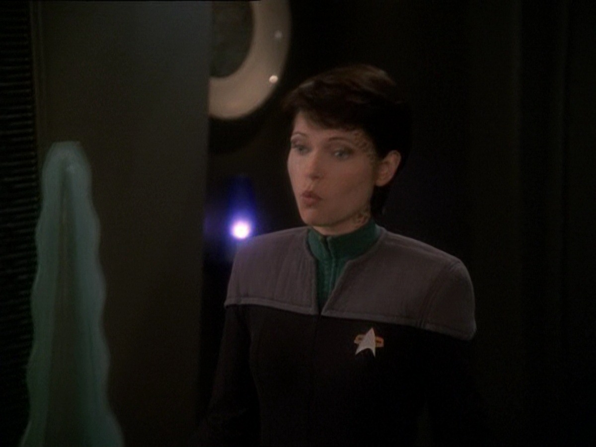 extant_StarTrek_DS9_7x03-Afterimage_1830.jpg